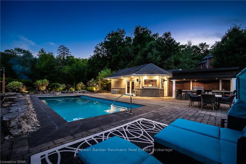 32 FOREST RIDGE Road