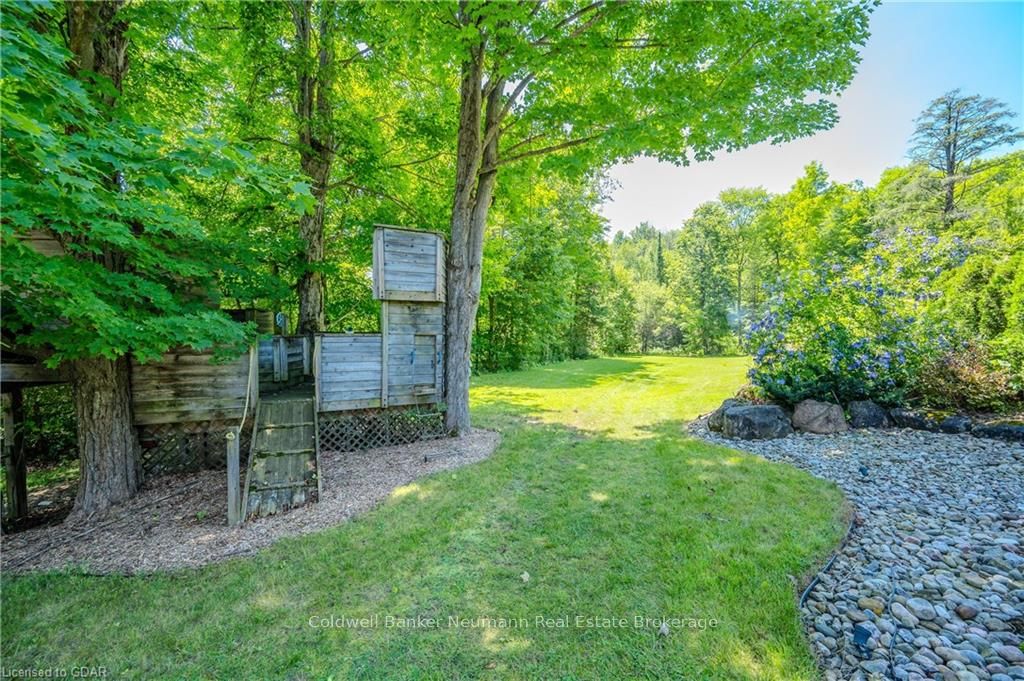 32 FOREST RIDGE Road