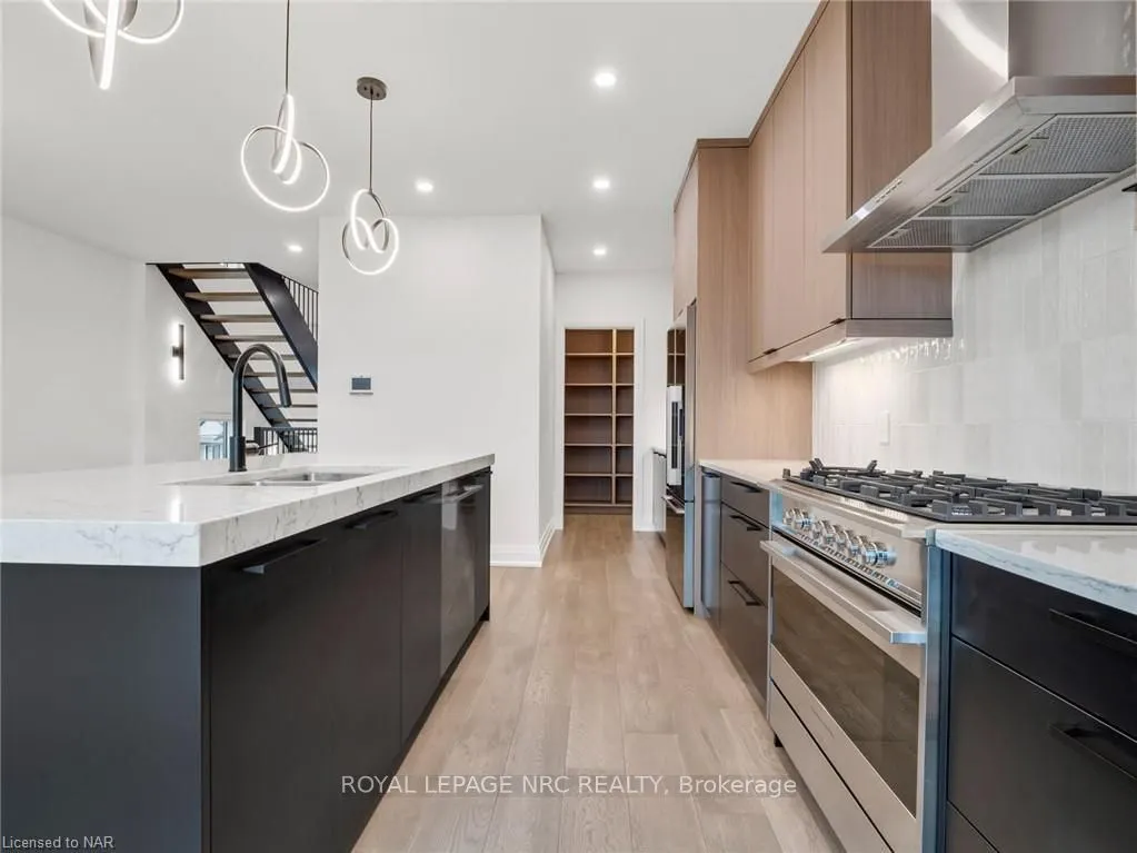 153G Port Robinson Road, #13