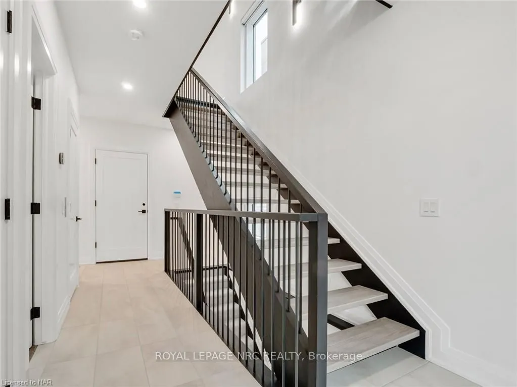 153G Port Robinson Road, #13