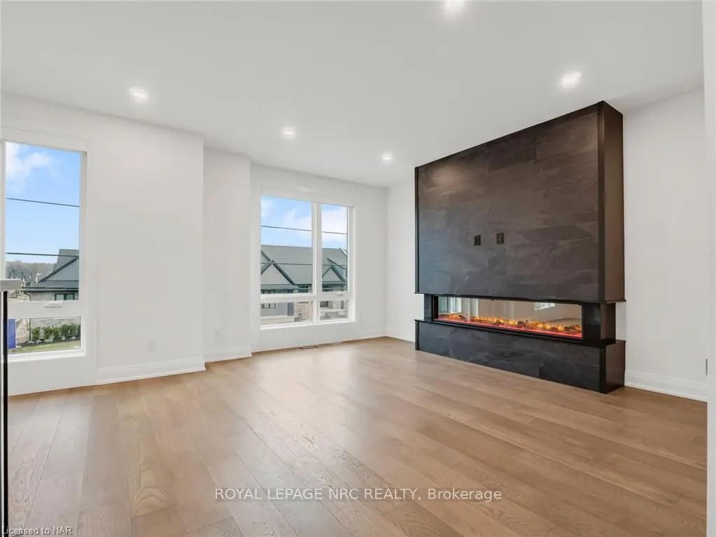 153G Port Robinson Road, #13