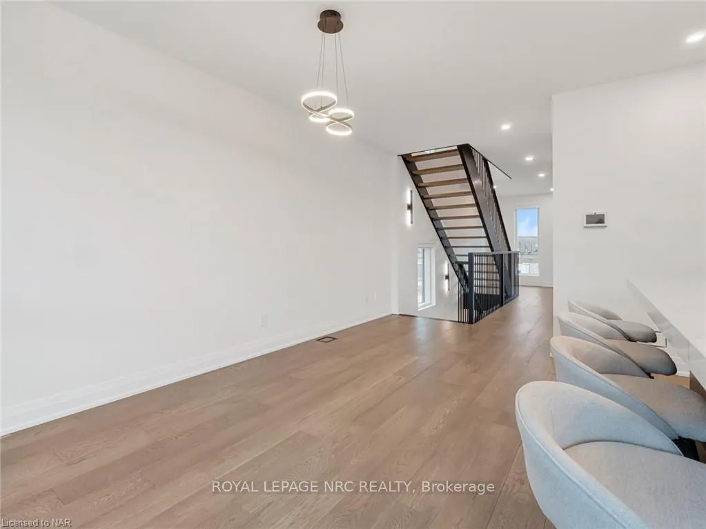 153G Port Robinson Road, #13