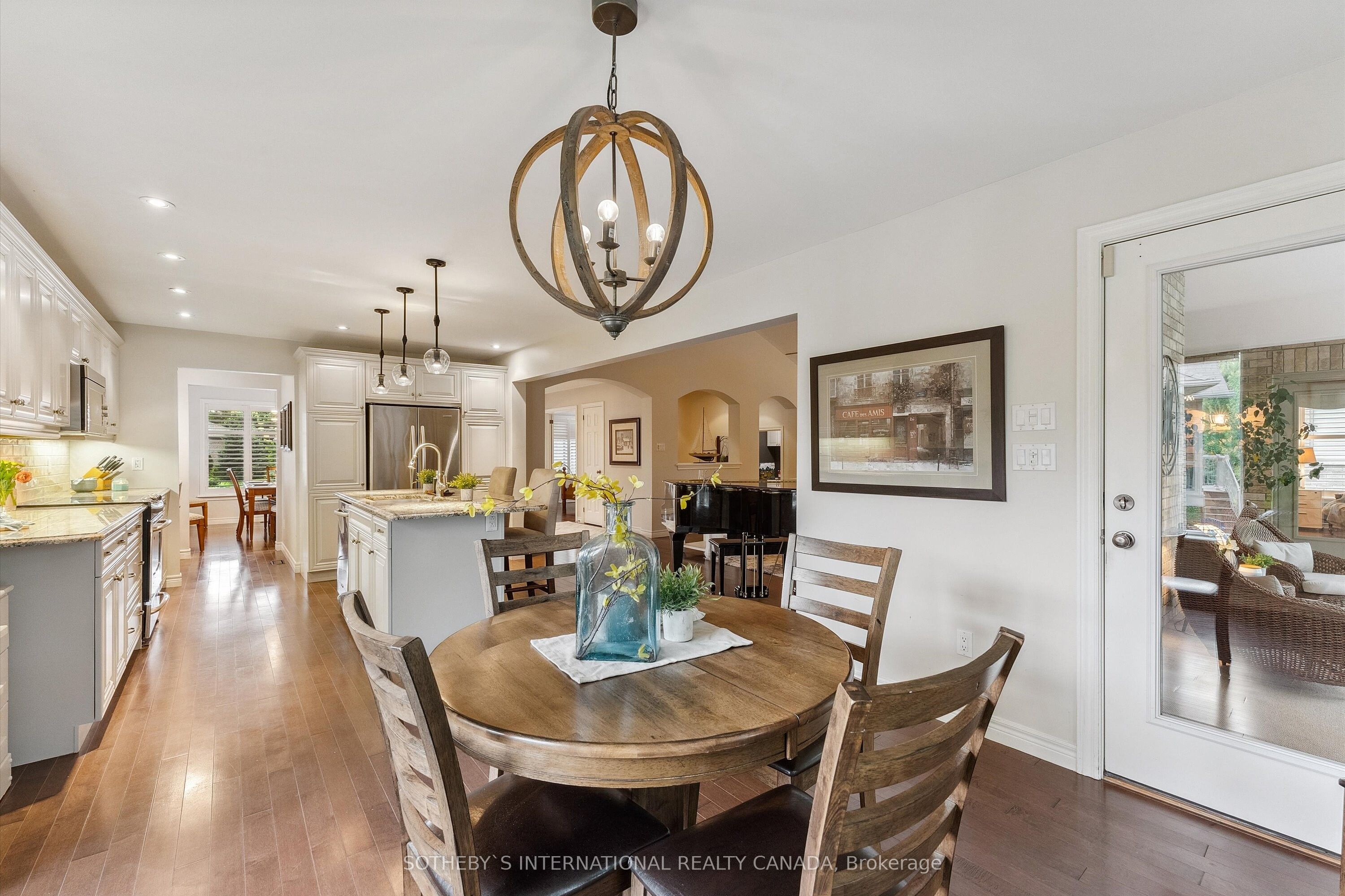 33 South Harbour Drive