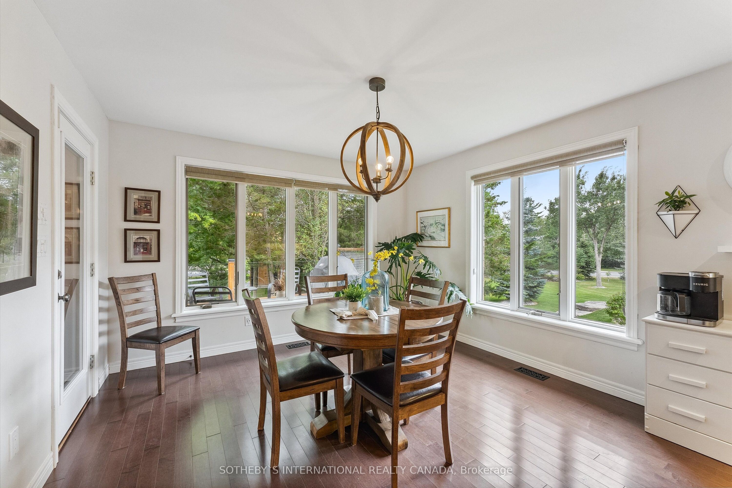 33 South Harbour Drive