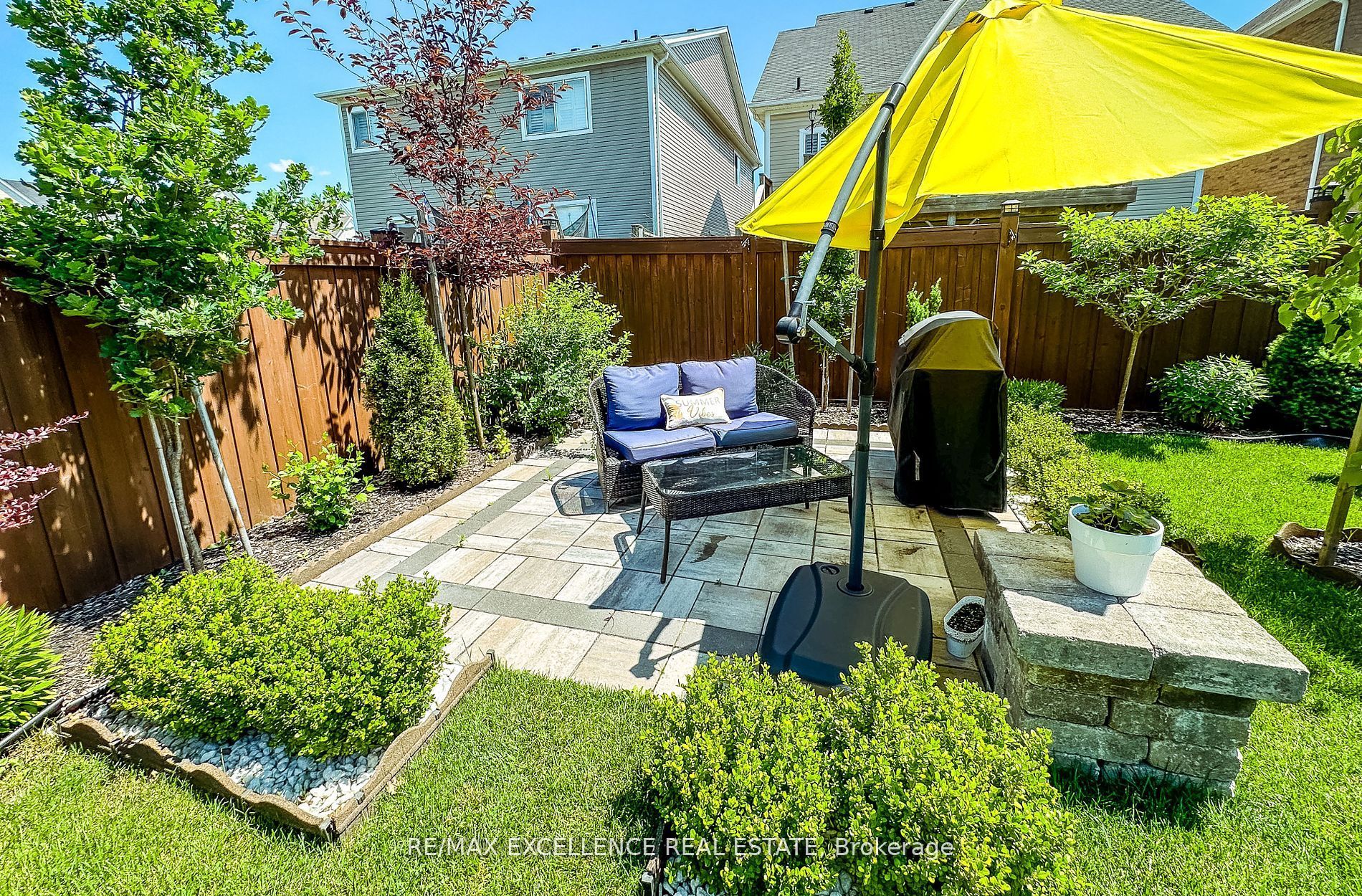 965 O'Reilly Crescent