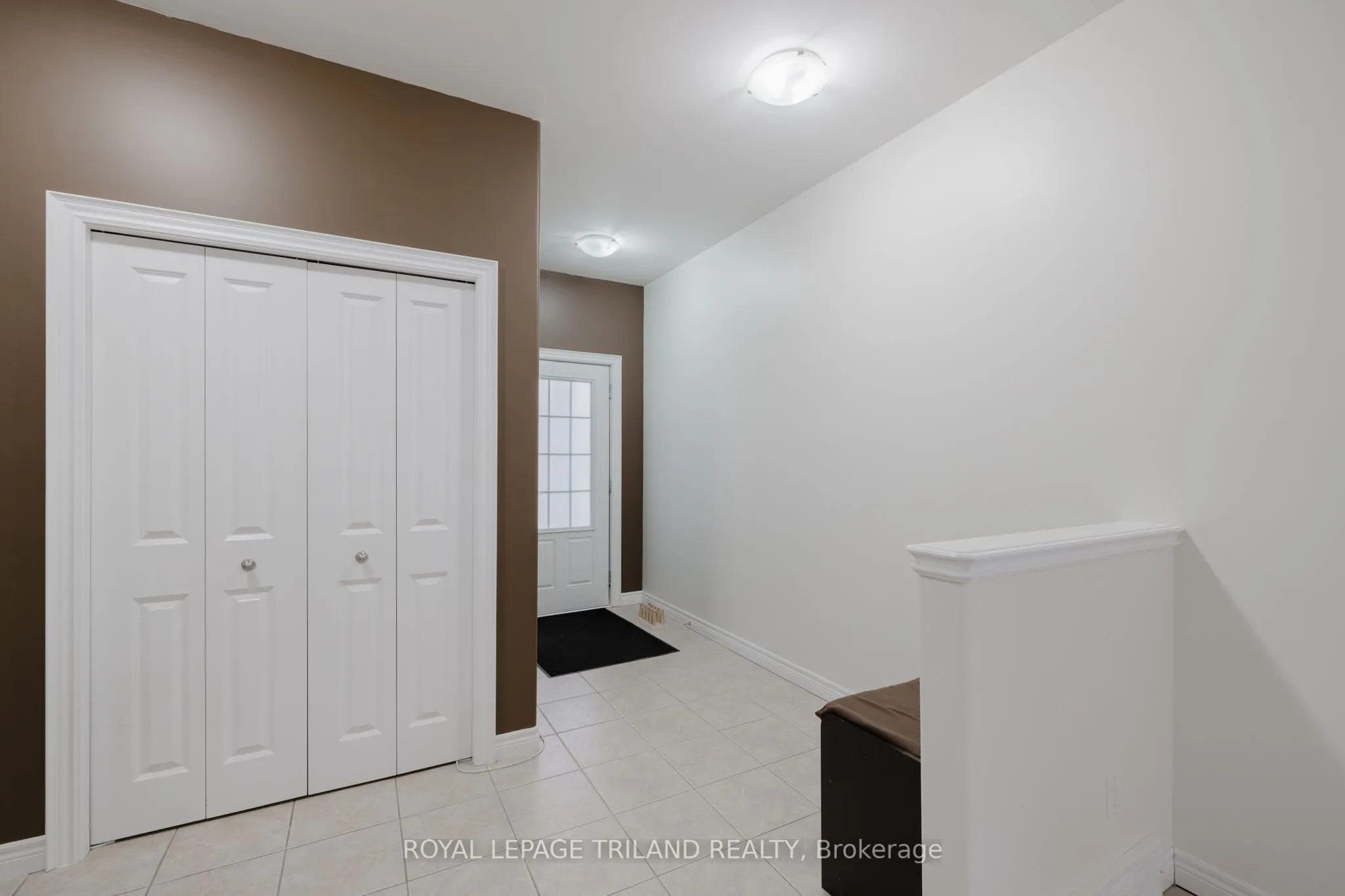 711 Springwood Crescent