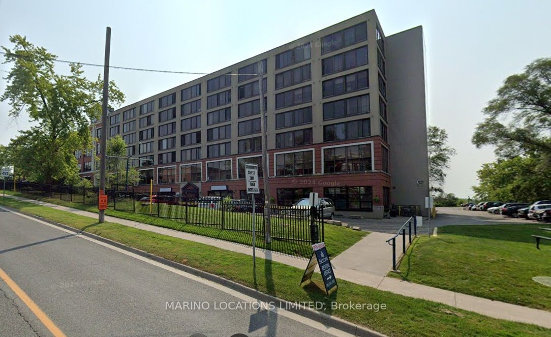 201 Hunter Street E, #215