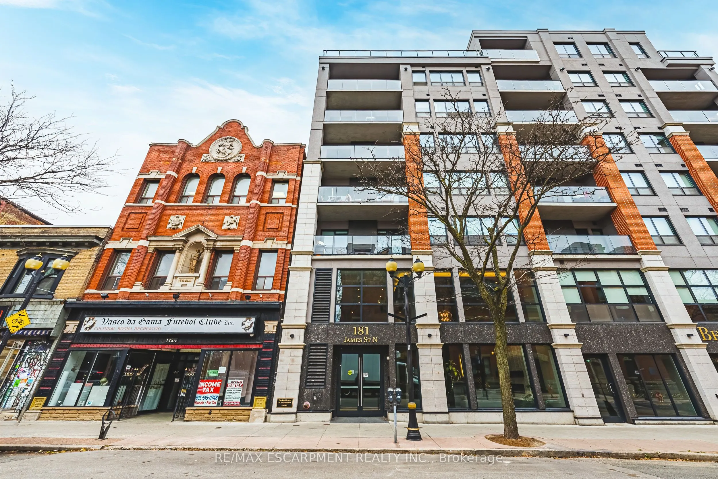 181 James Street N, #402