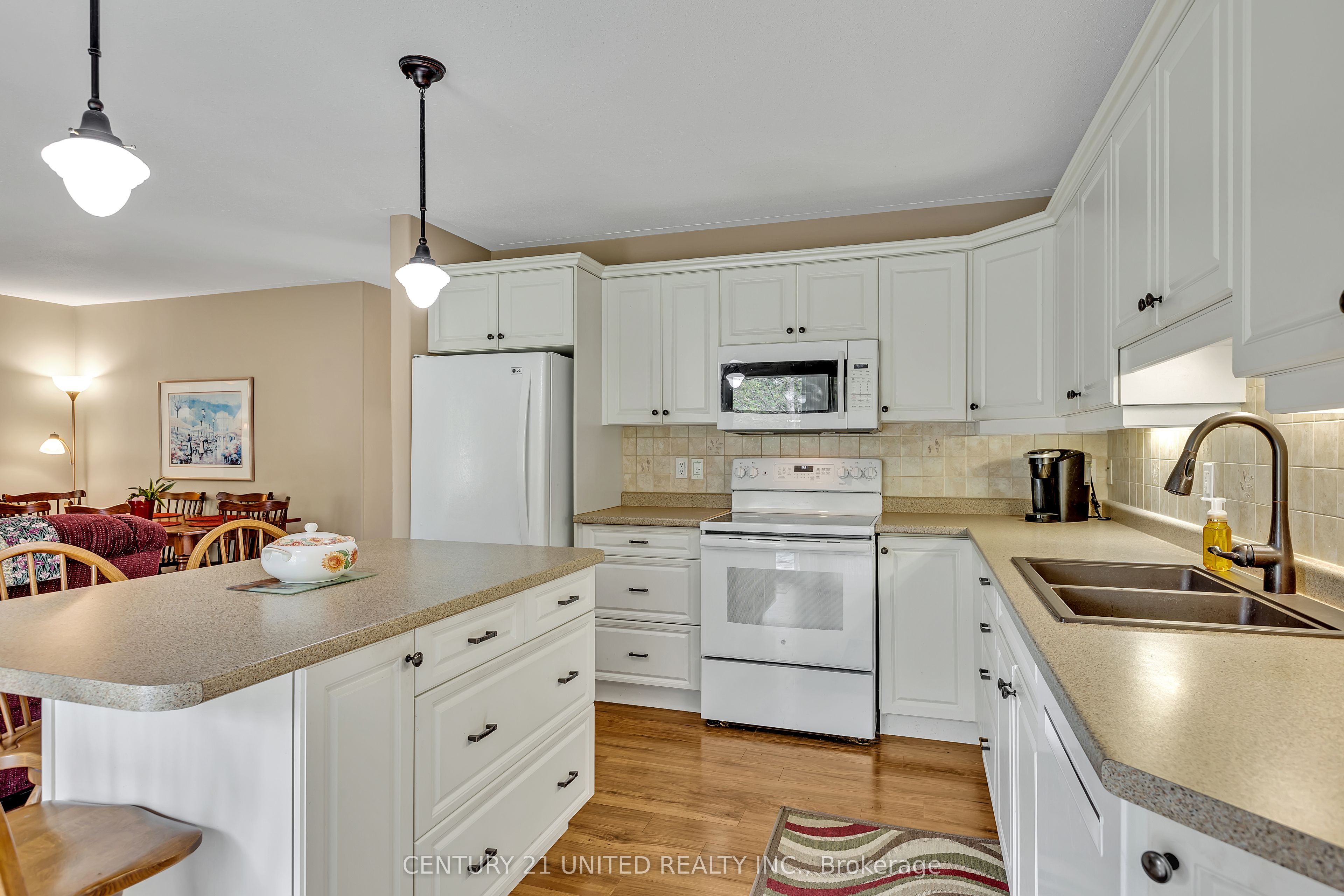 301 Carnegie Avenue, #17