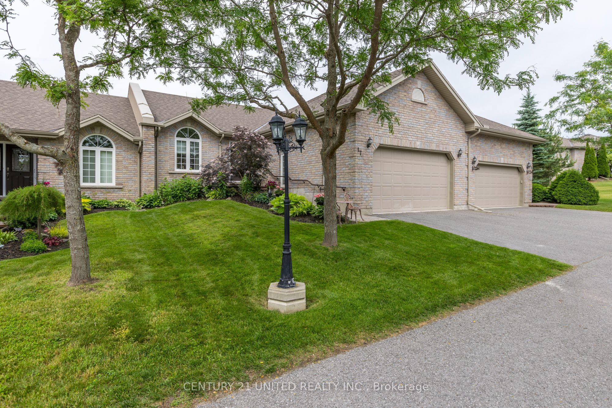 301 Carnegie Avenue, #17