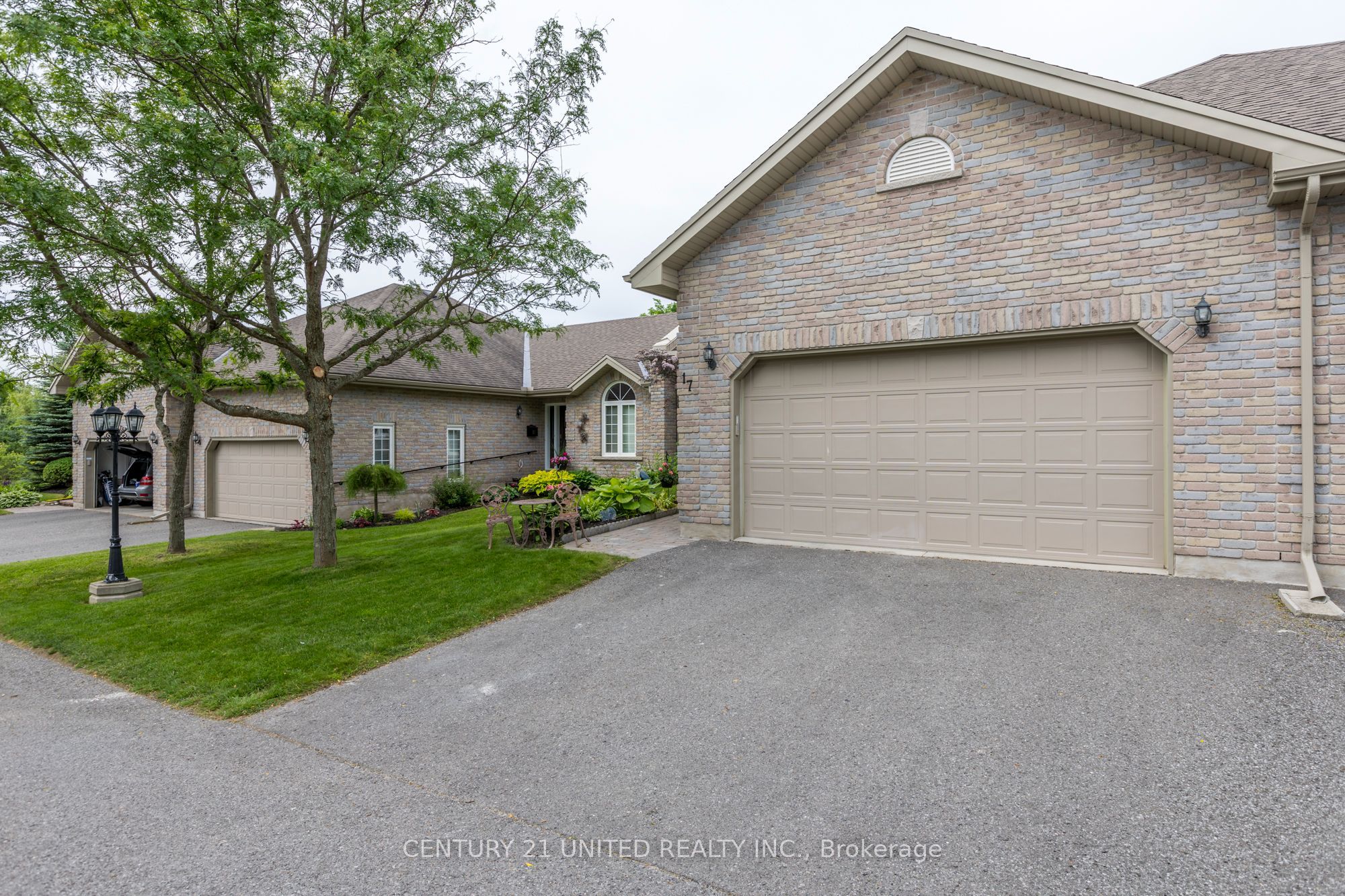 301 Carnegie Avenue, #17