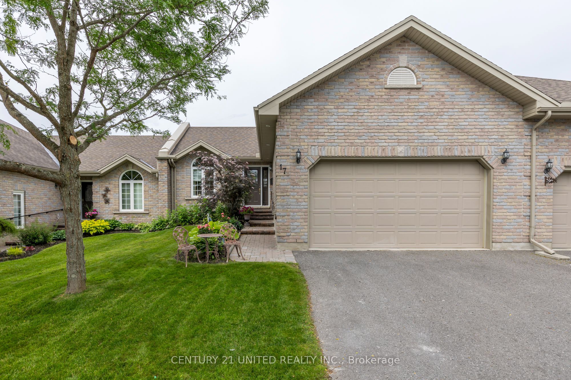 301 Carnegie Avenue, #17