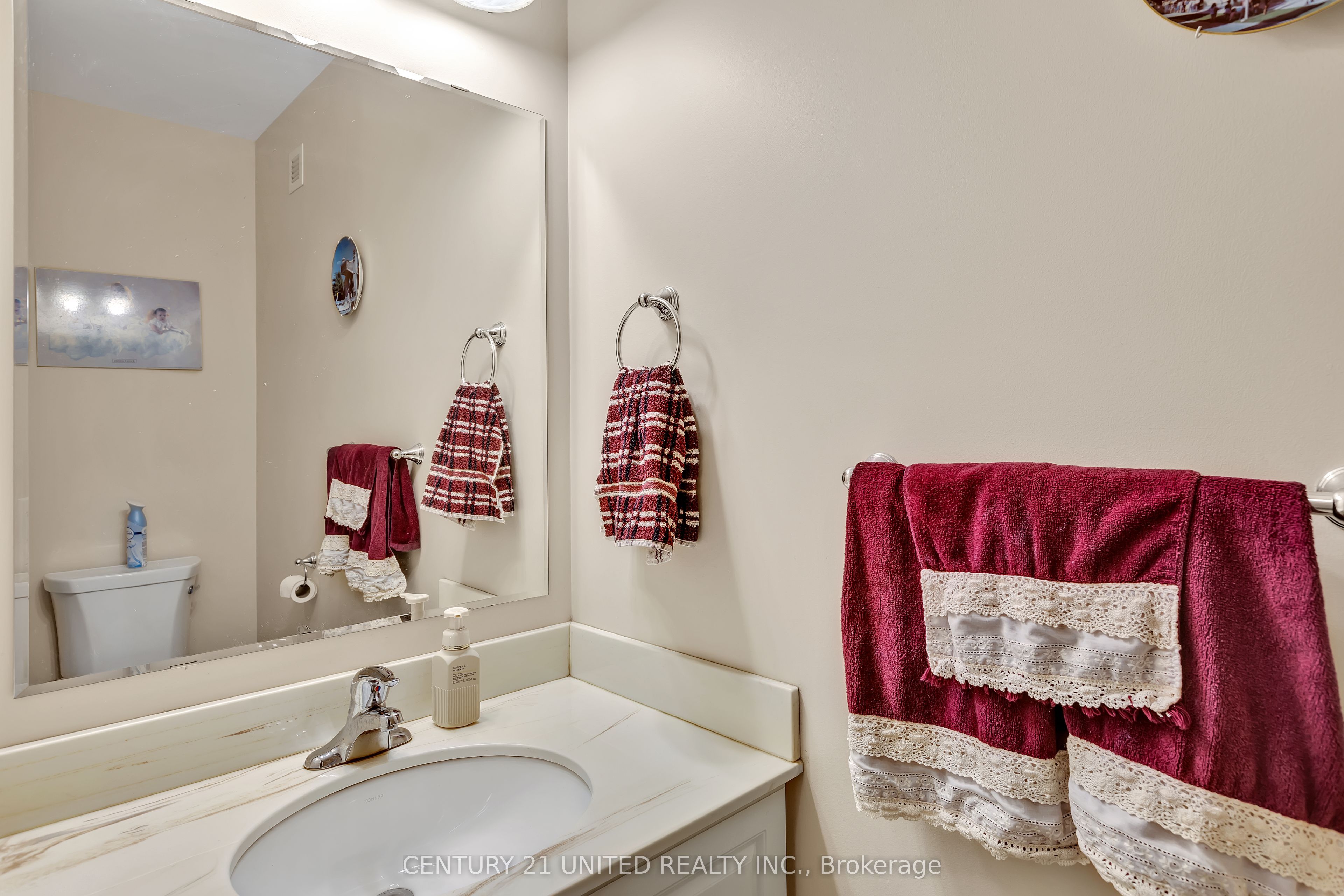 301 Carnegie Avenue, #17