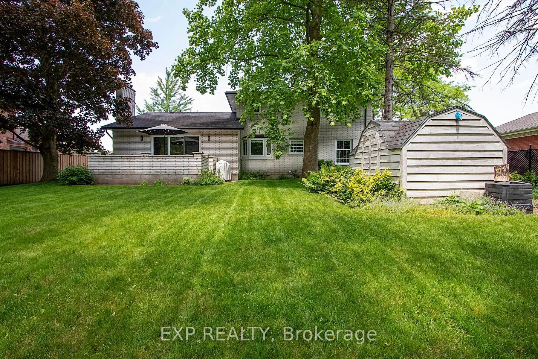 25 Demeyere Avenue
