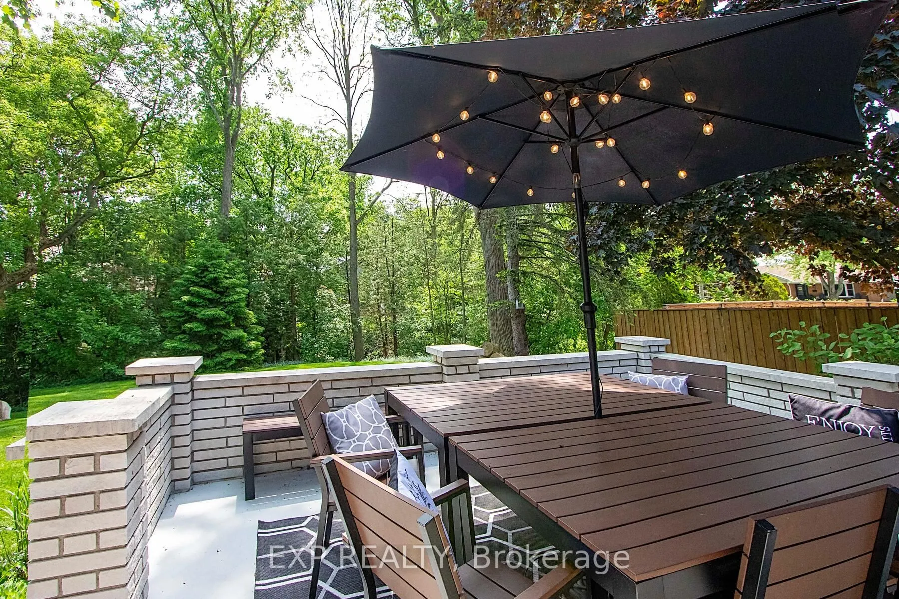 25 Demeyere Avenue
