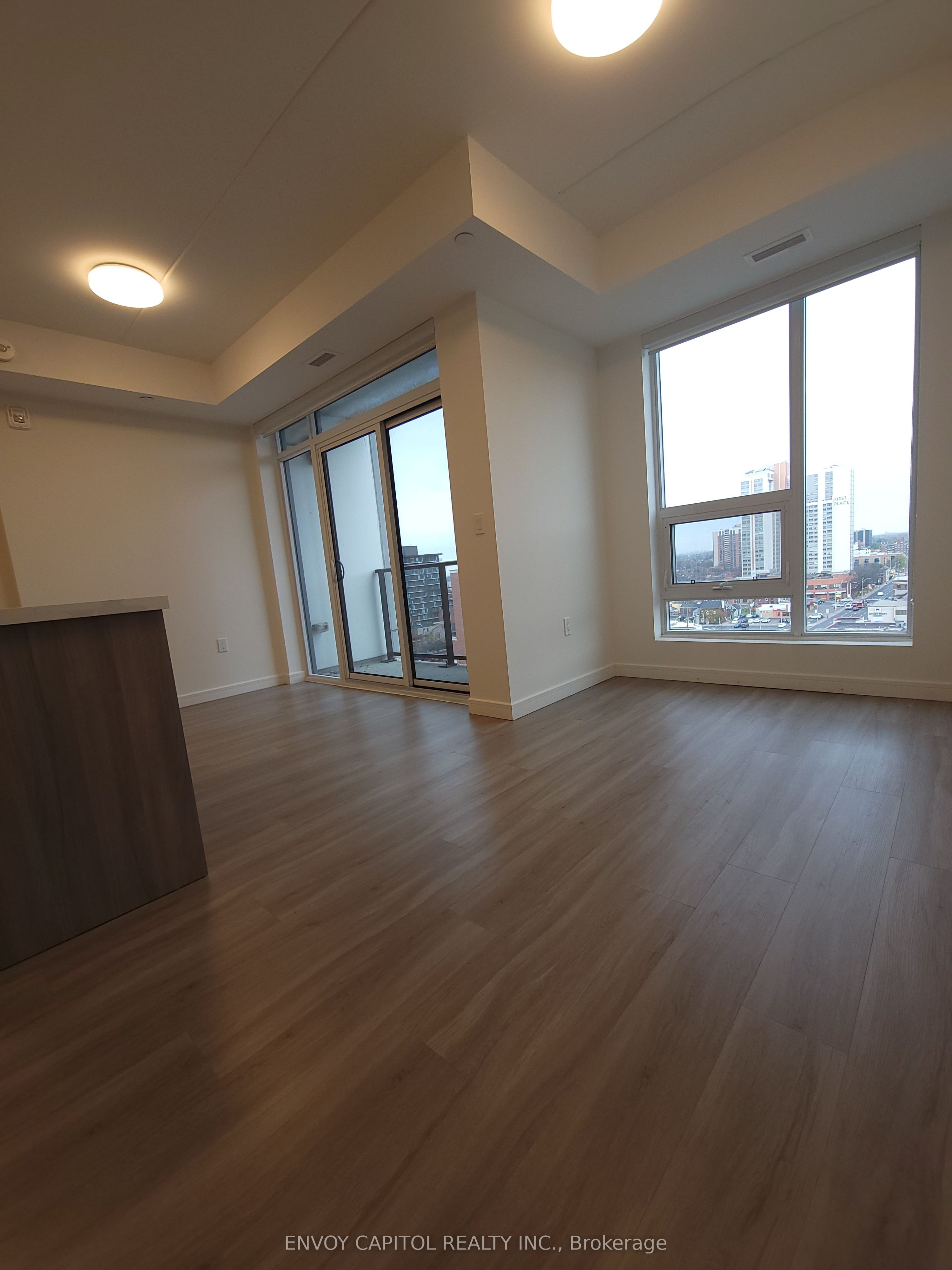 49 Walnut Street S, #1602
