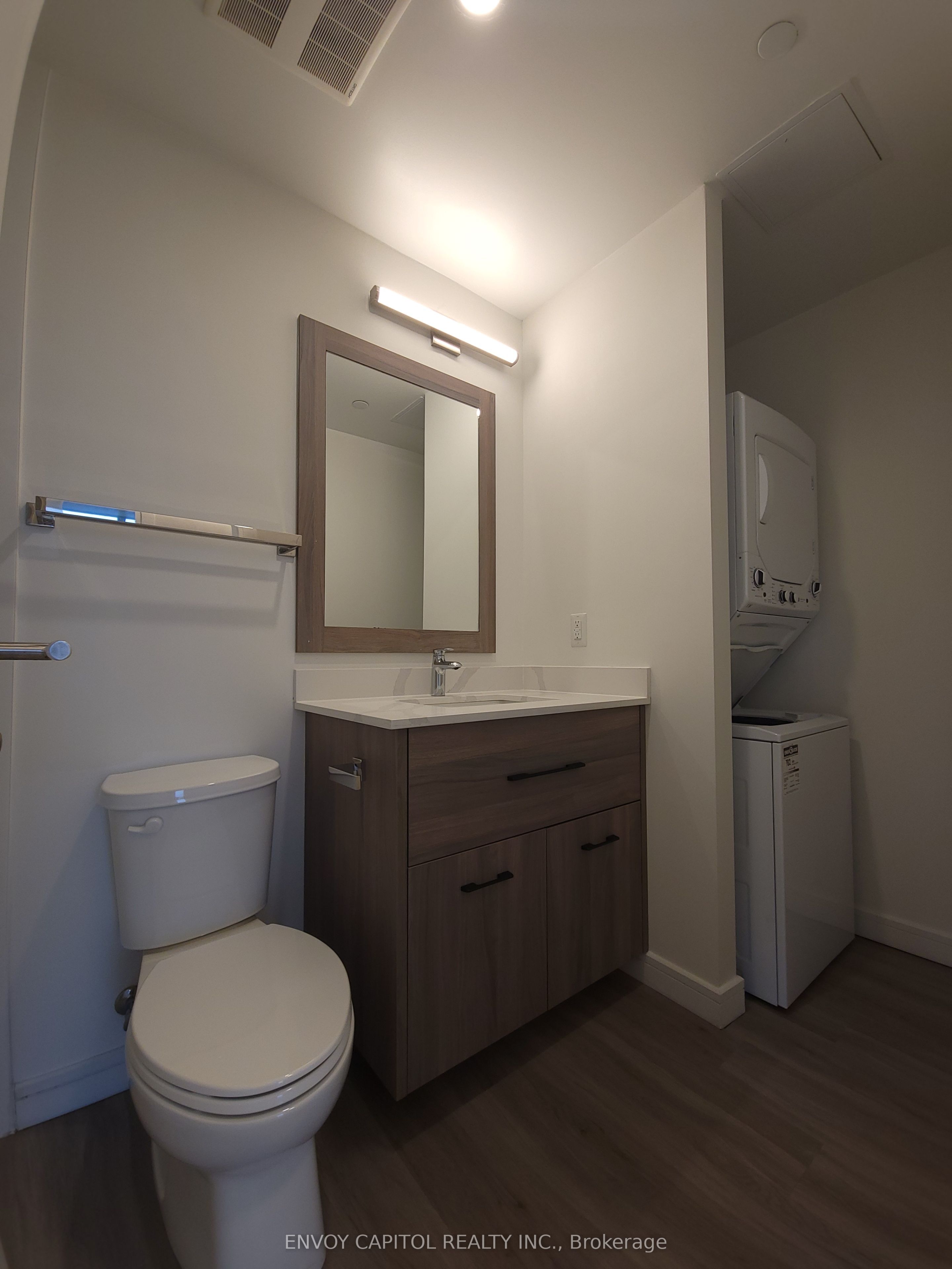 49 Walnut Street S, #1602