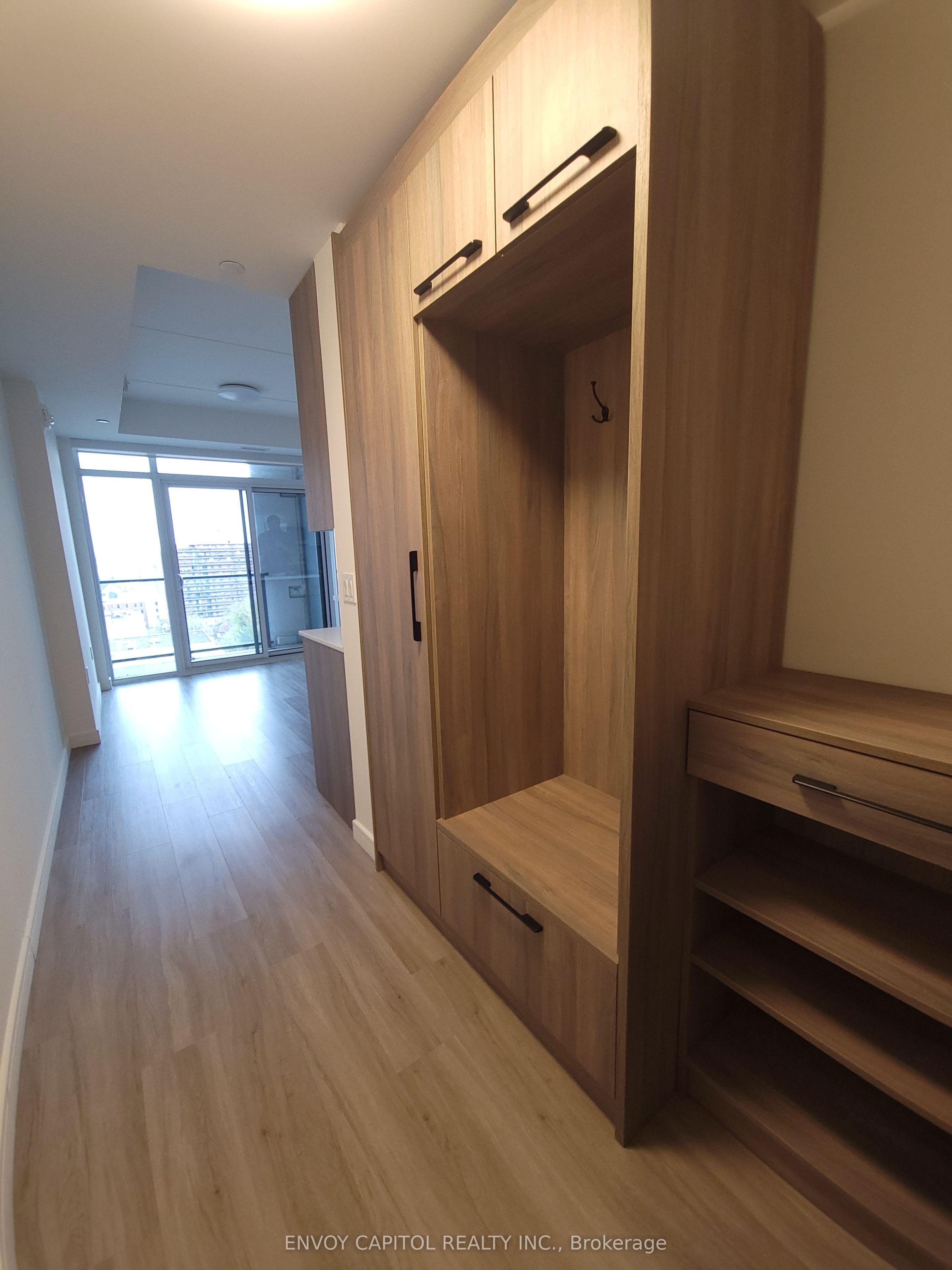 49 Walnut Street S, #1602