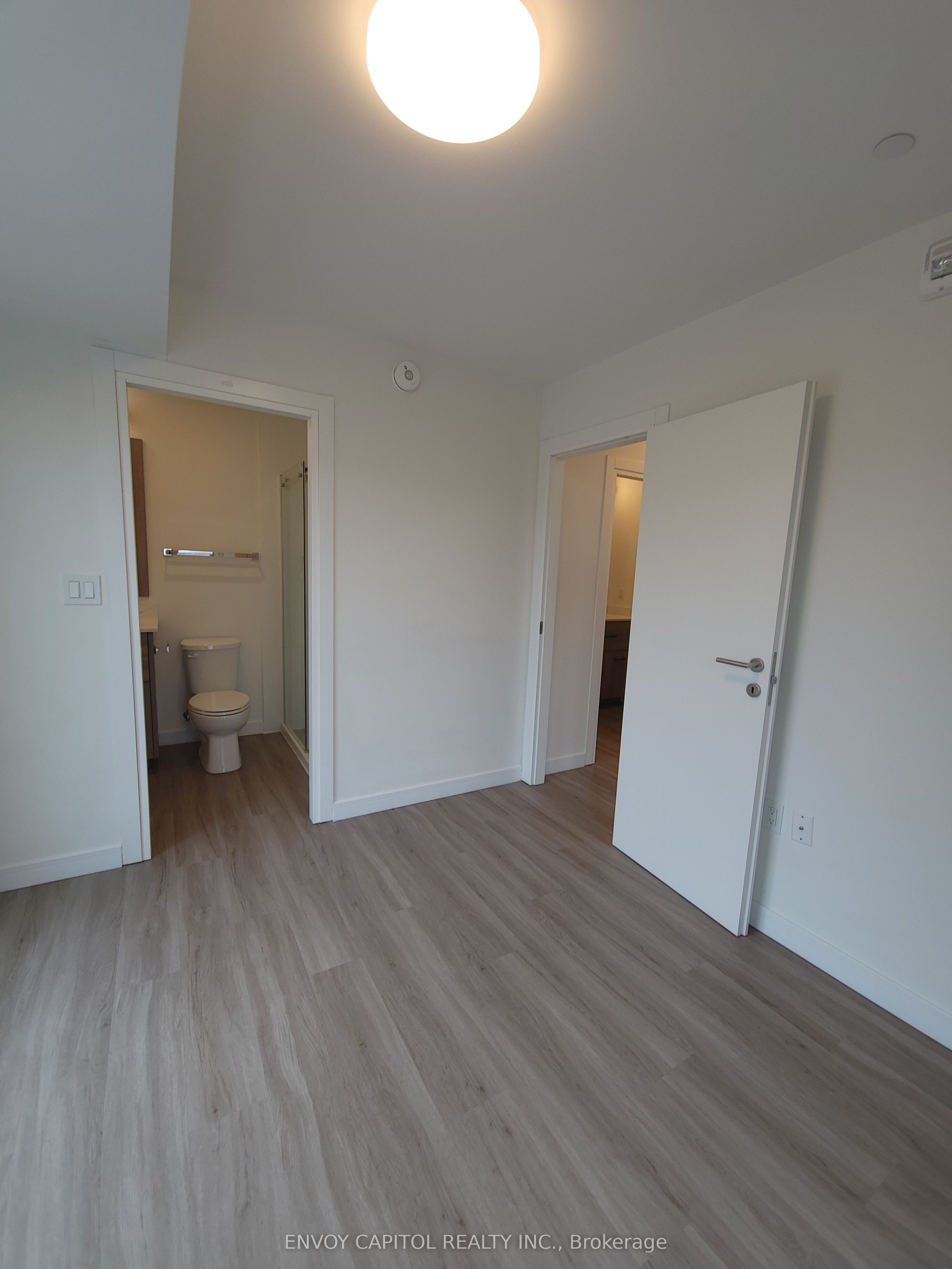 49 Walnut Street S, #1602