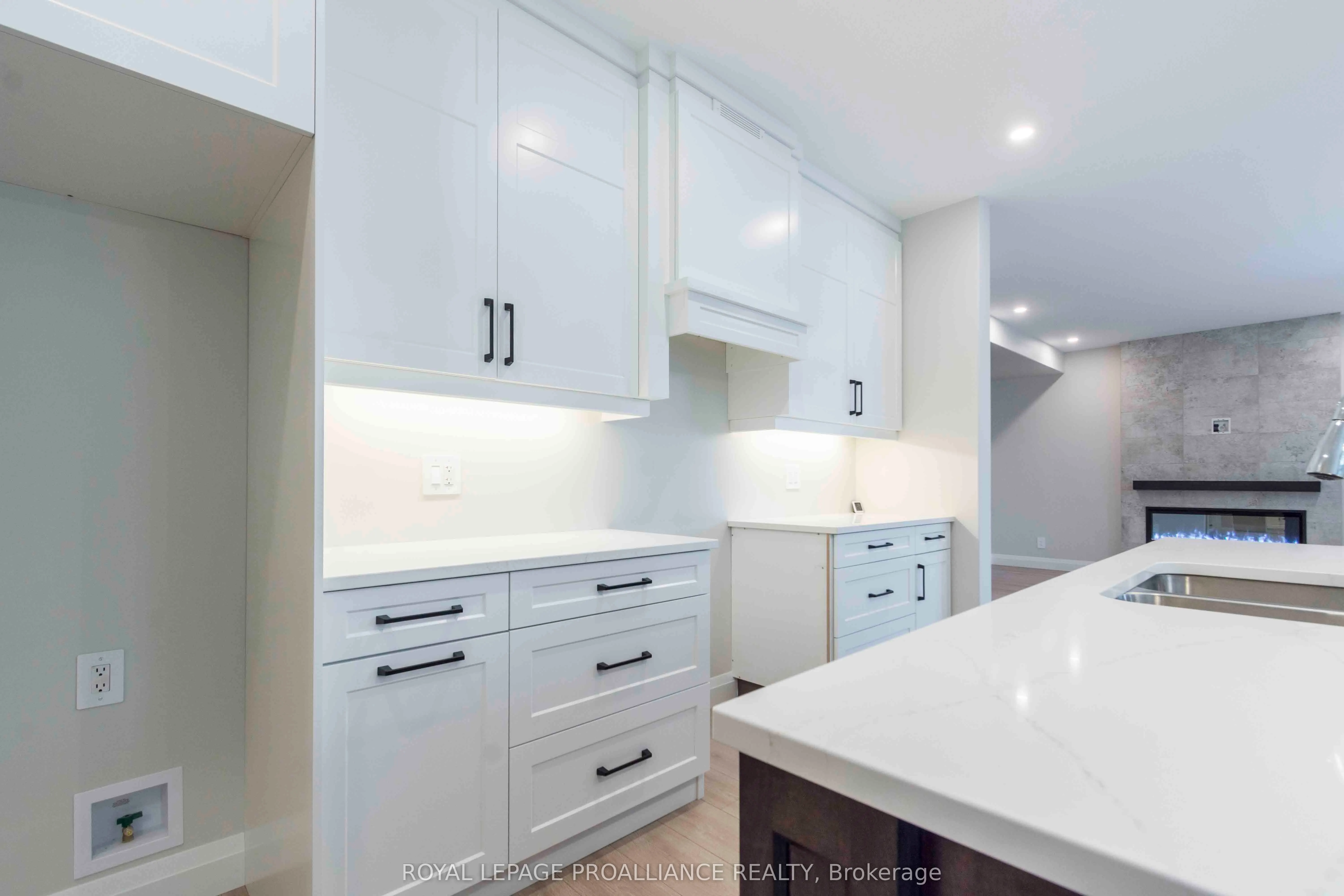 2 Mackenzie John Crescent