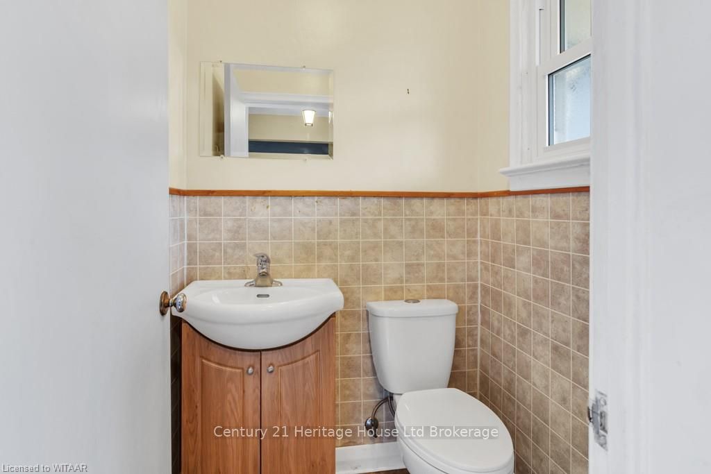 3 PARKSIDE Drive