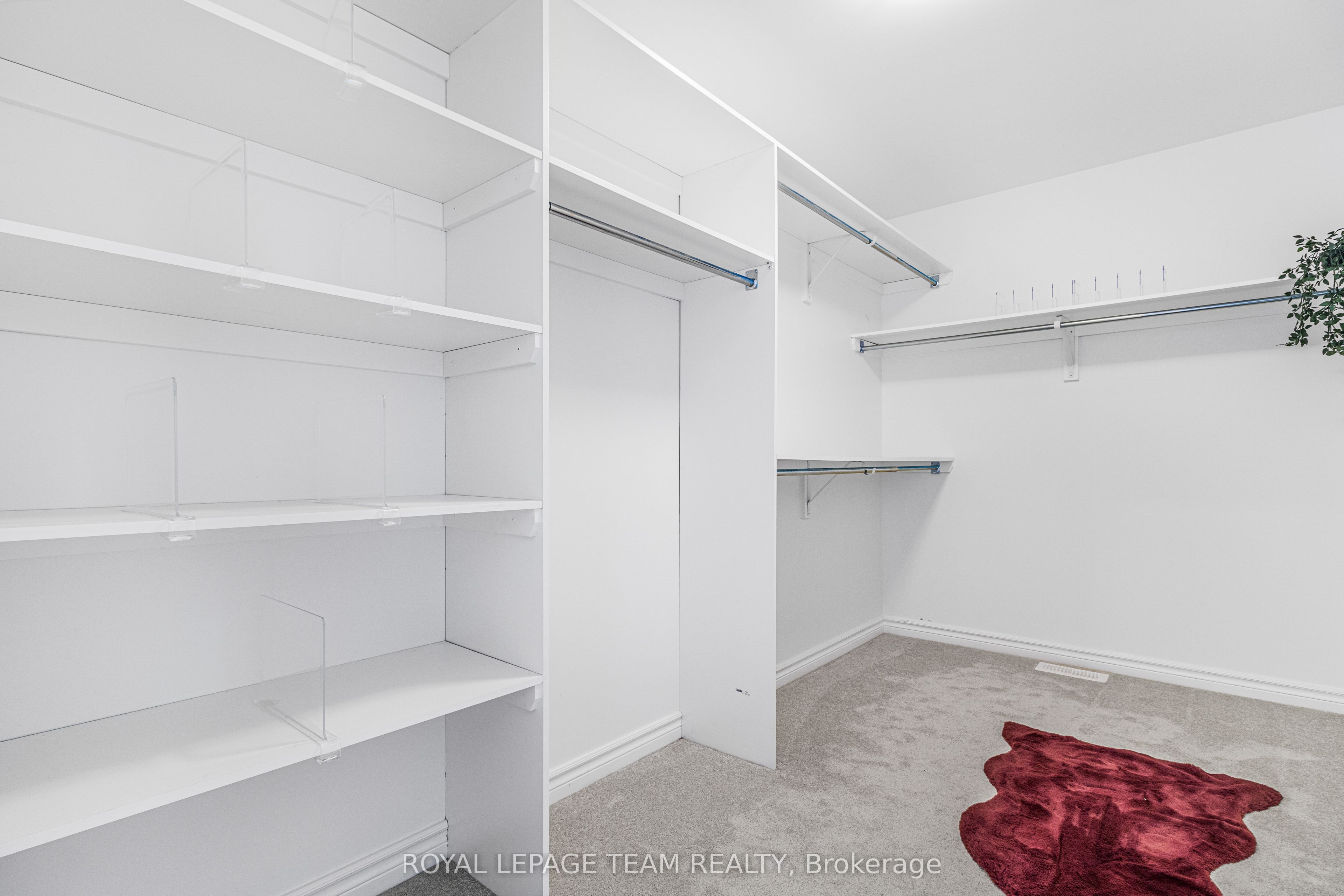 28 SEABERT Drive