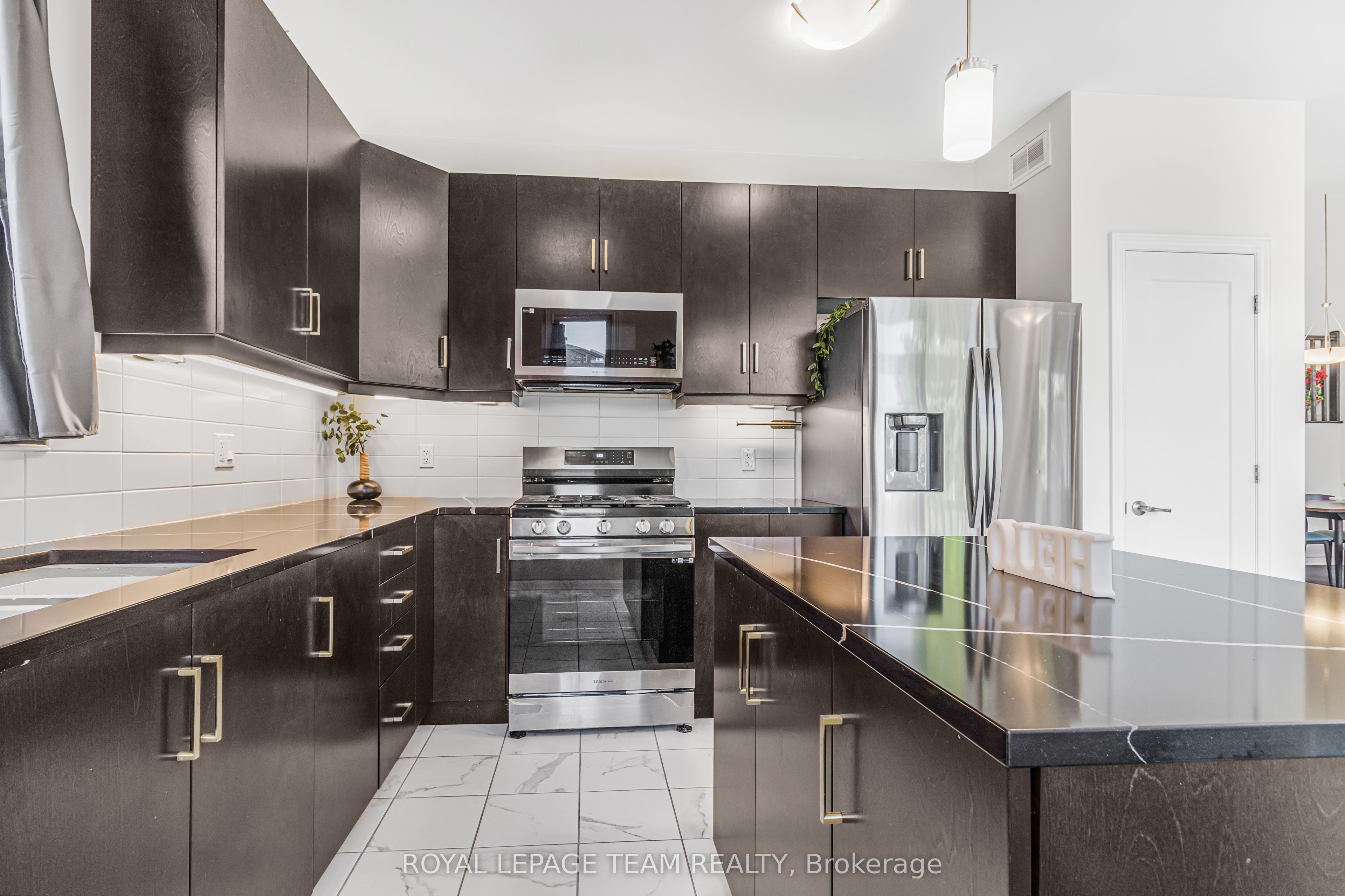 28 SEABERT Drive