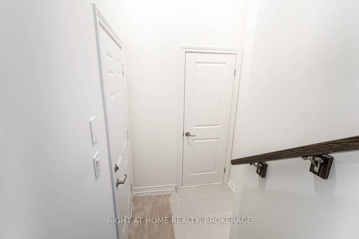 515 Garner Road W, #15