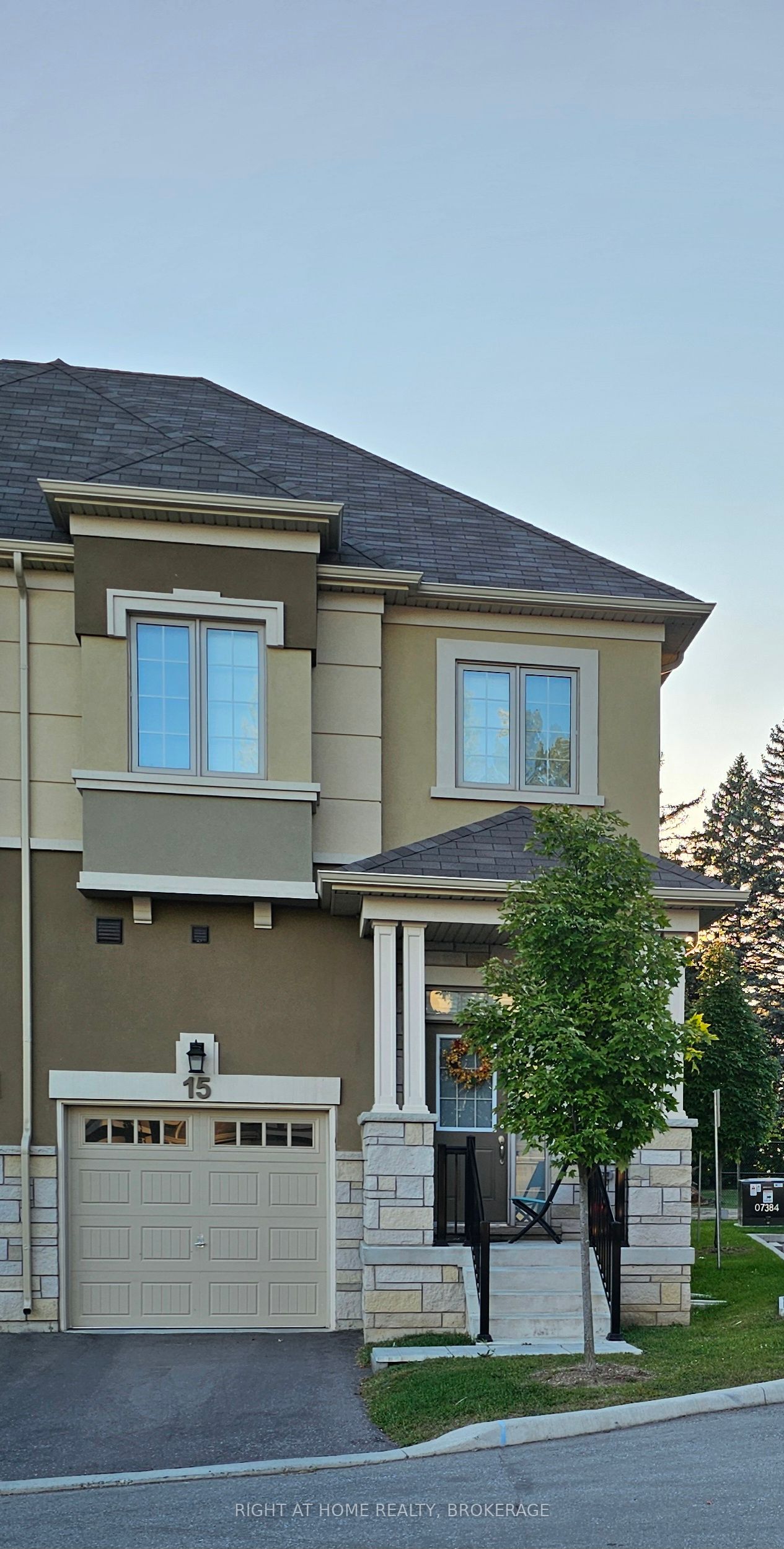 515 Garner Road W, #15