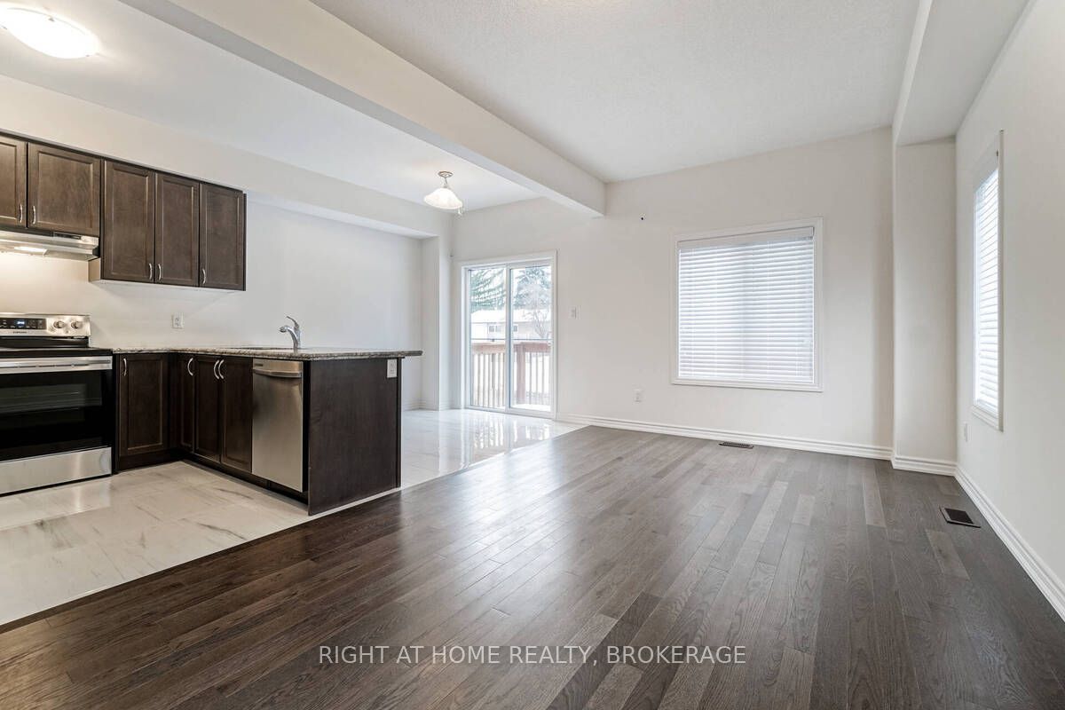 515 Garner Road W, #15