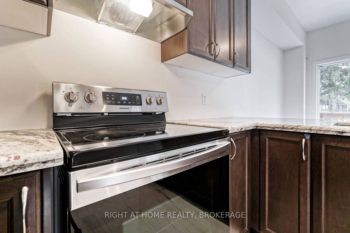 515 Garner Road W, #15