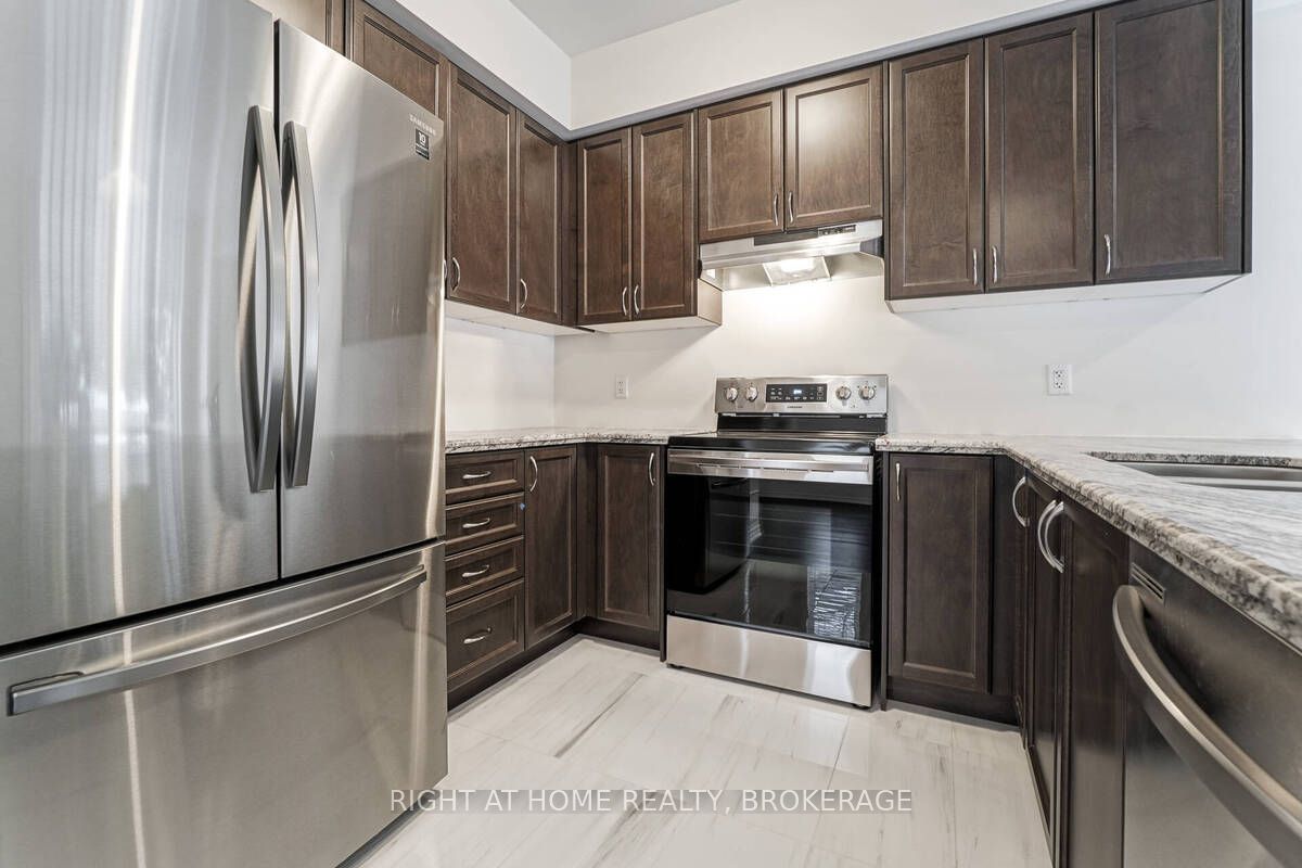 515 Garner Road W, #15