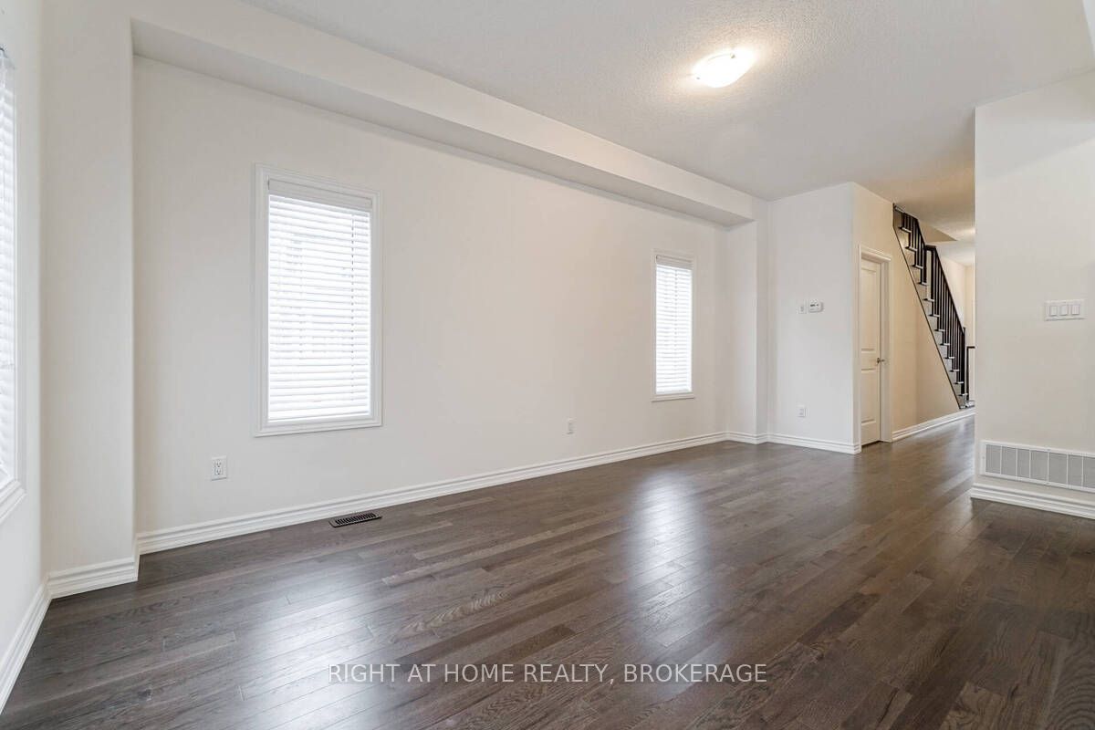 515 Garner Road W, #15