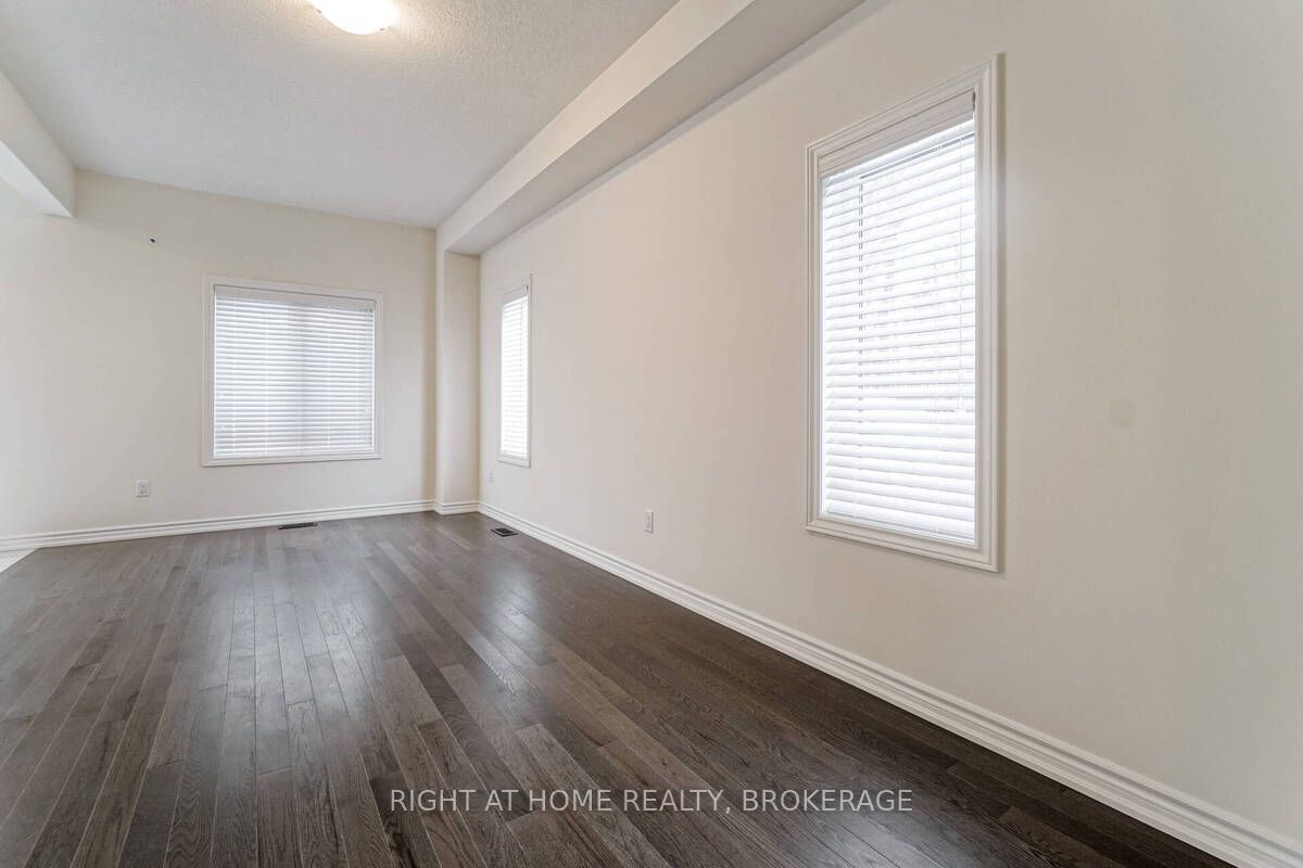 515 Garner Road W, #15