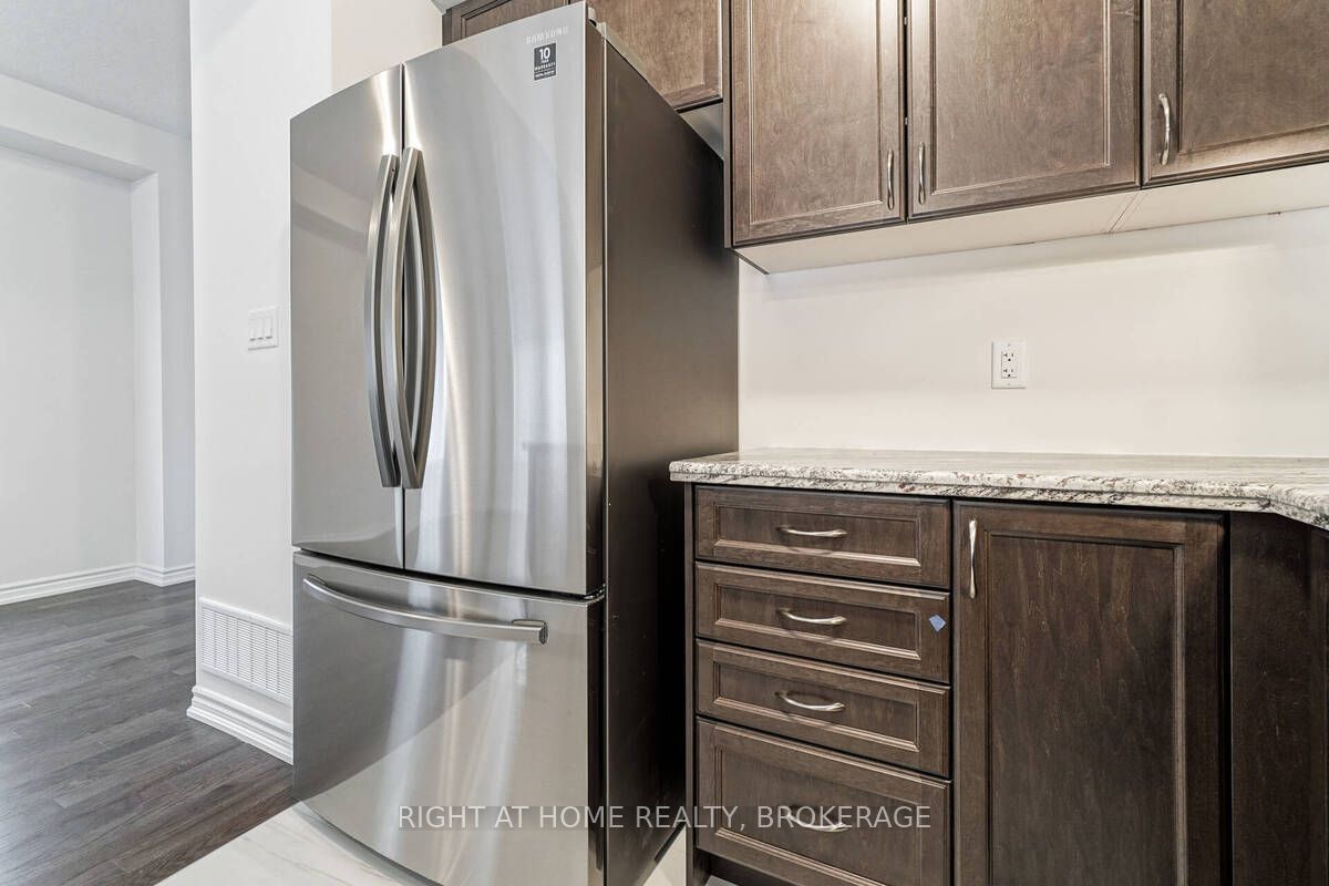 515 Garner Road W, #15