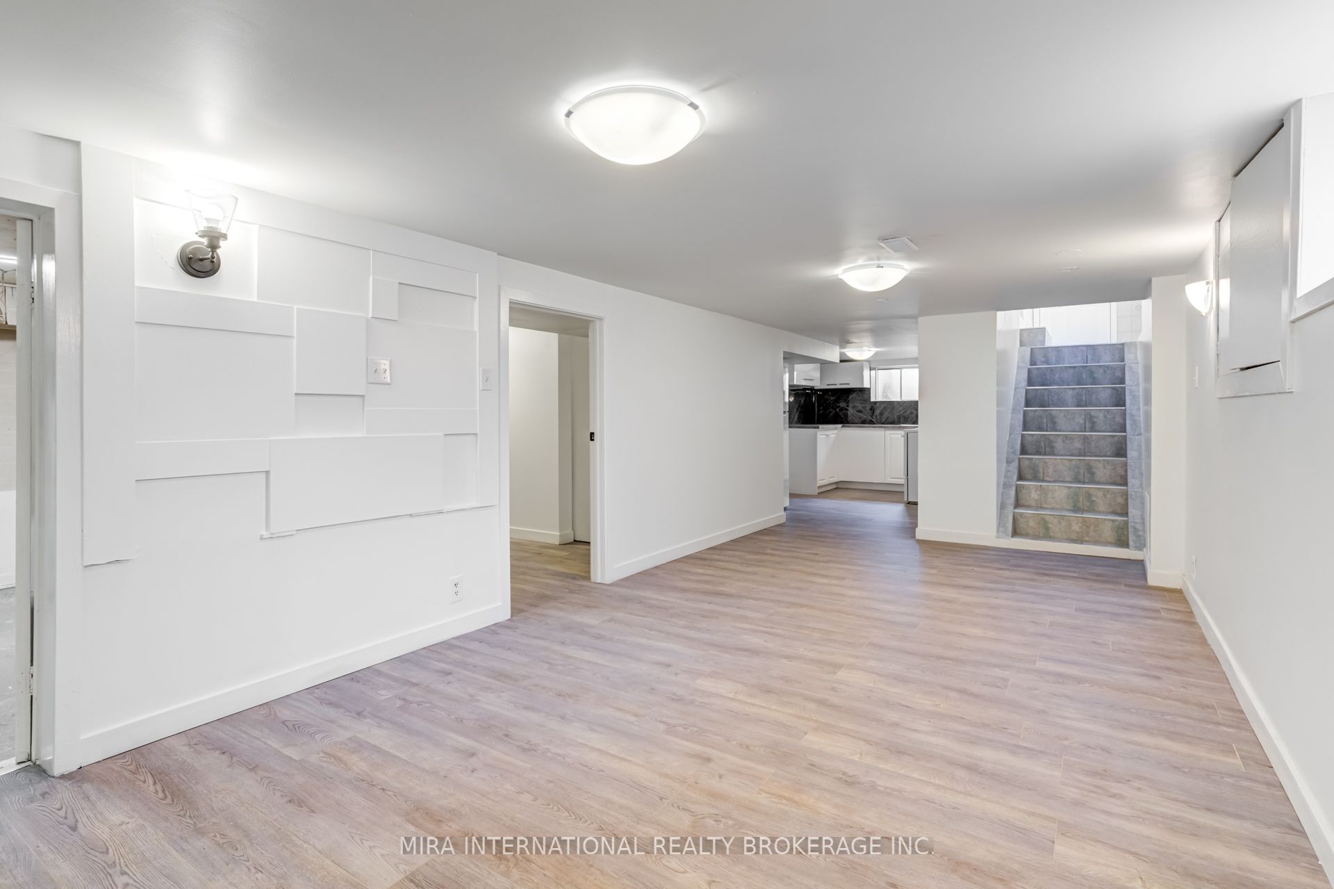 105 Oak Avenue, #B