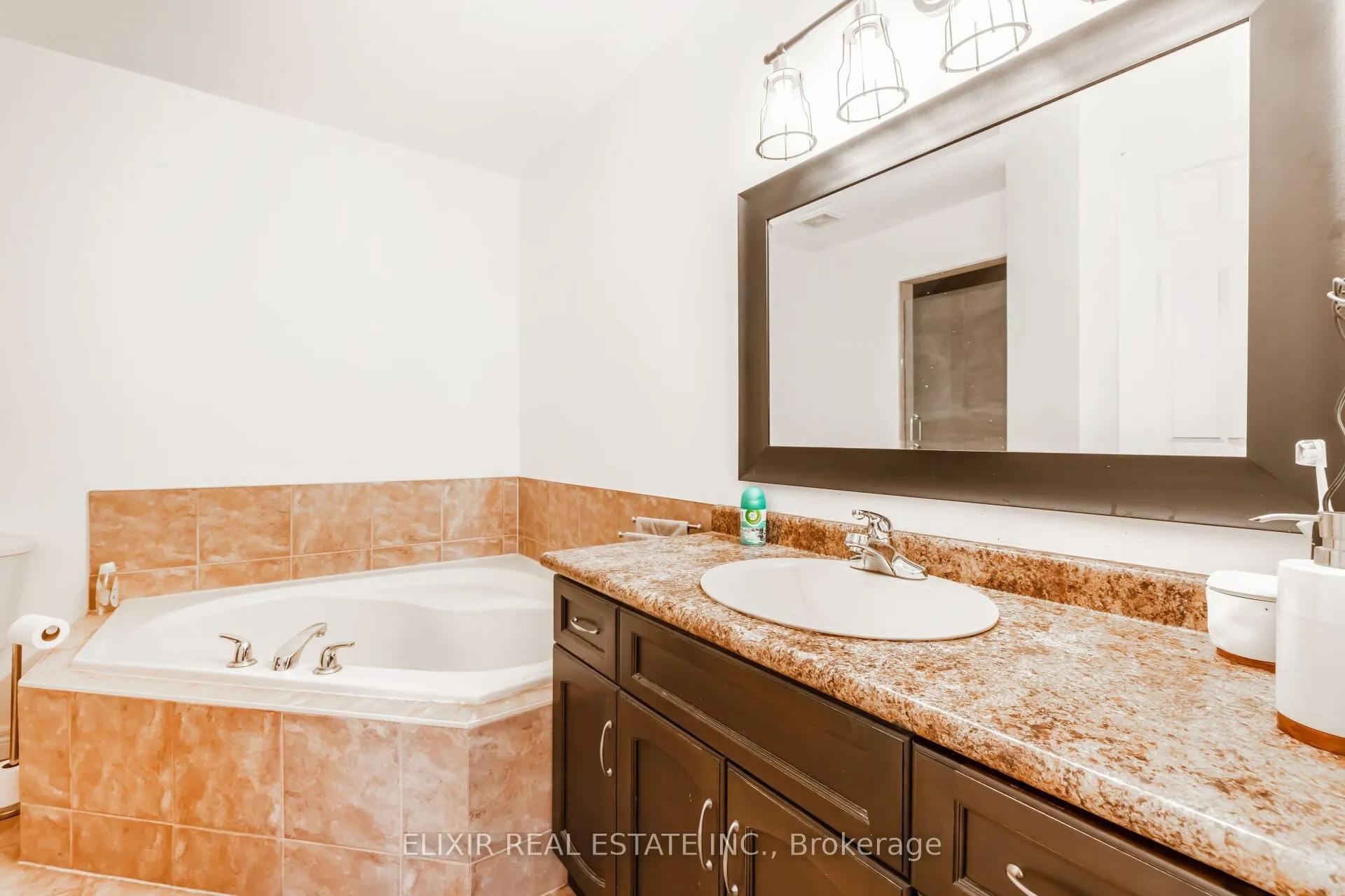 310 Southbrook Drive #7
