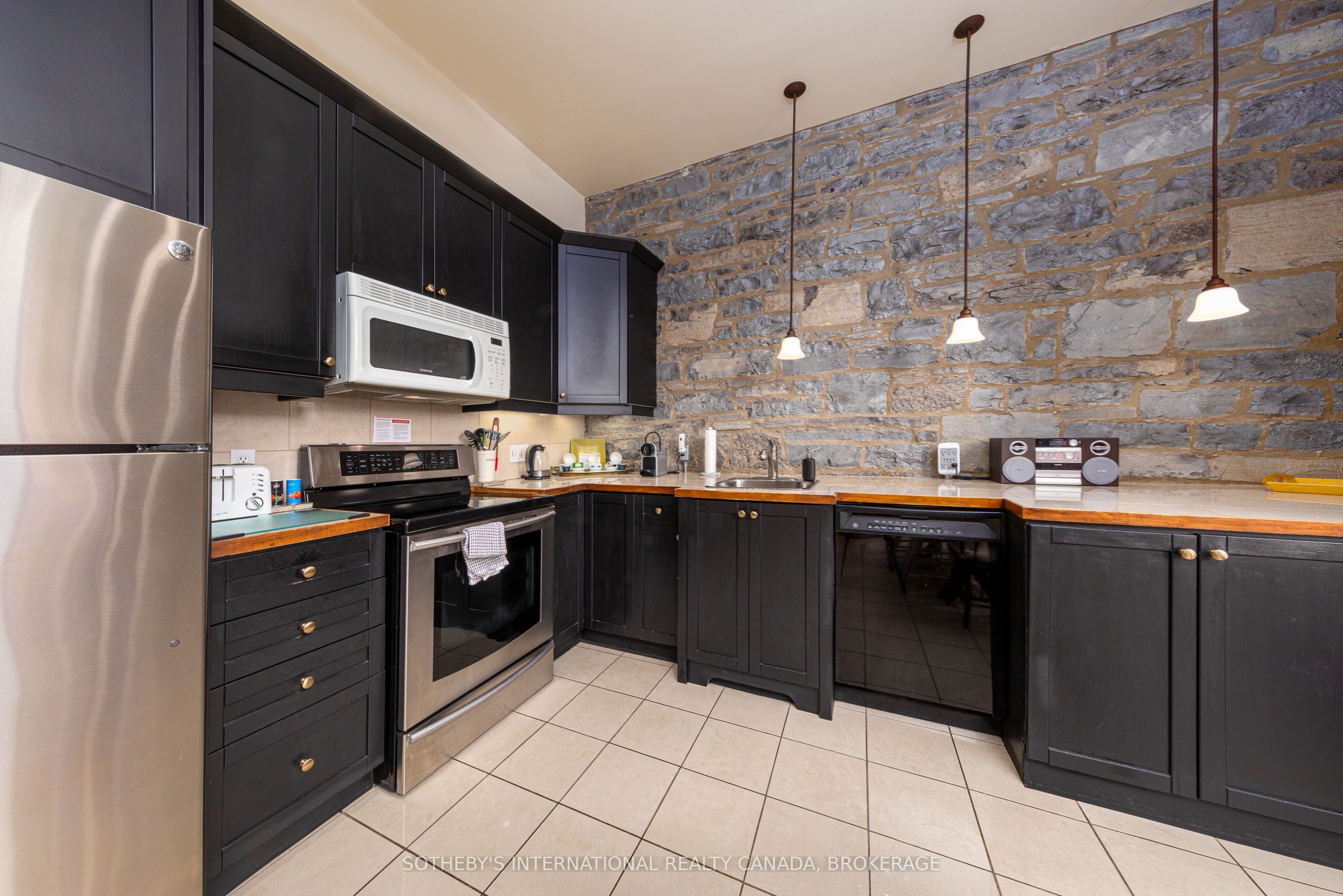 8 Starr Place