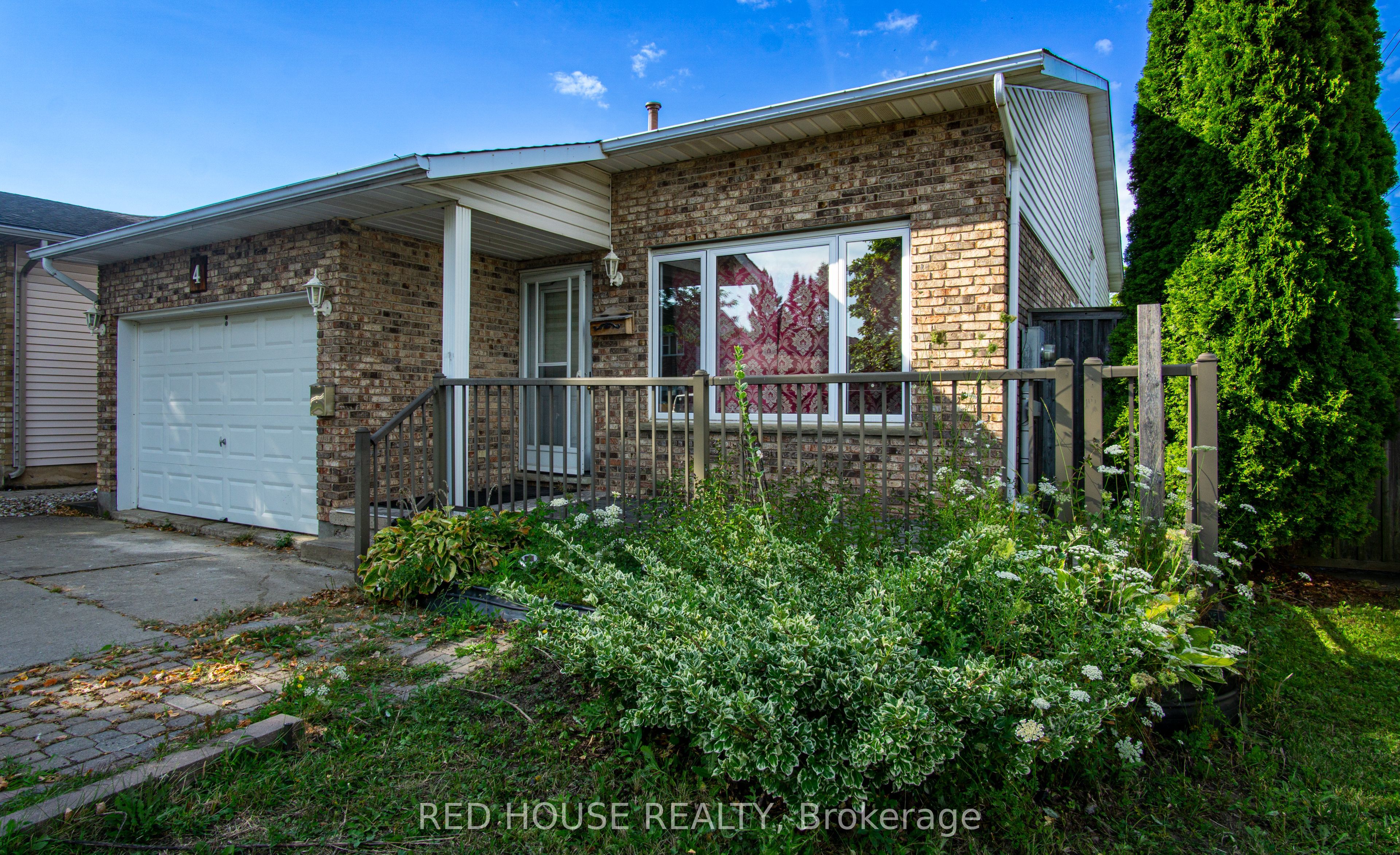 4 Eastwood Drive