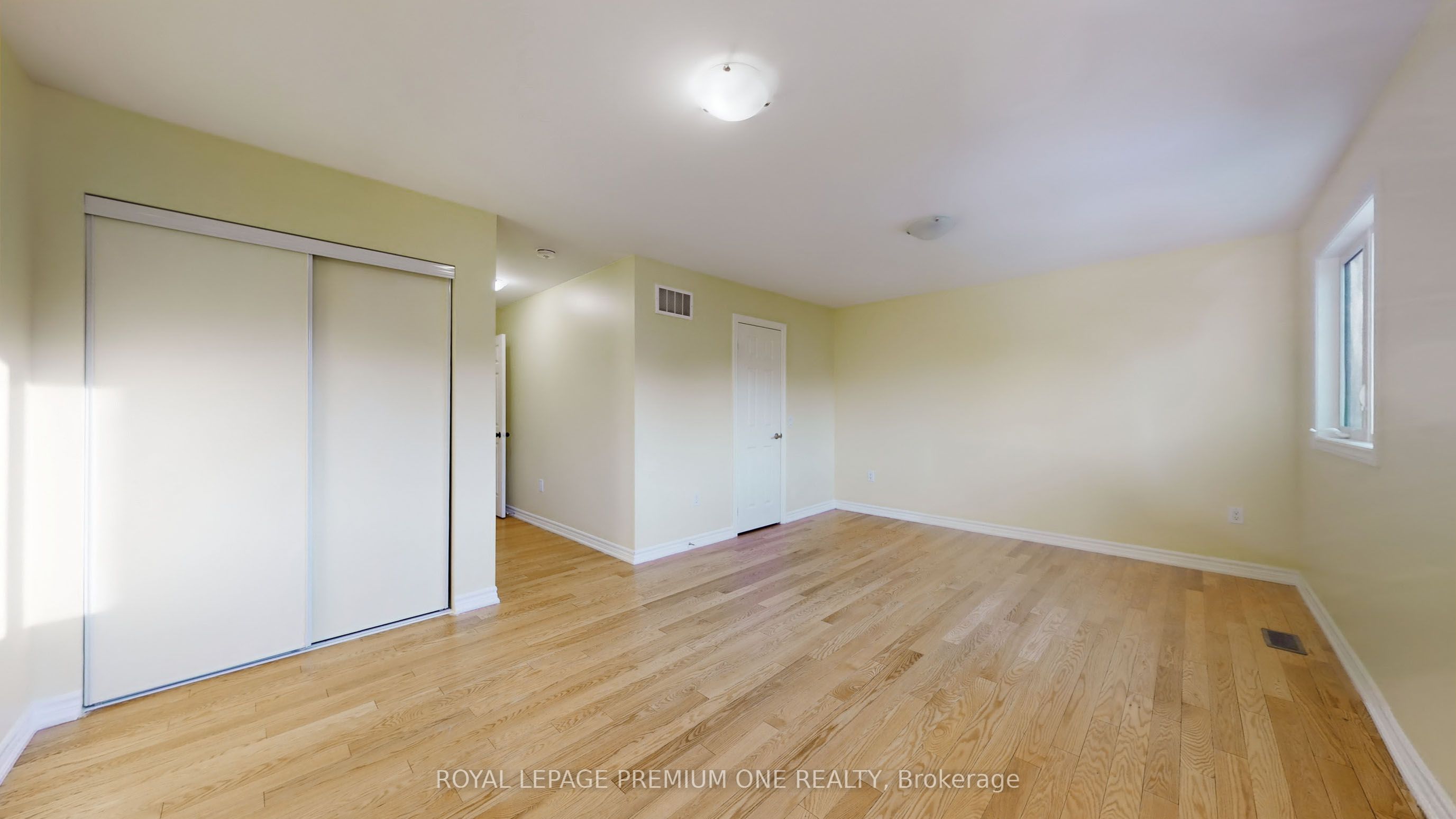 344 Ridley Crescent