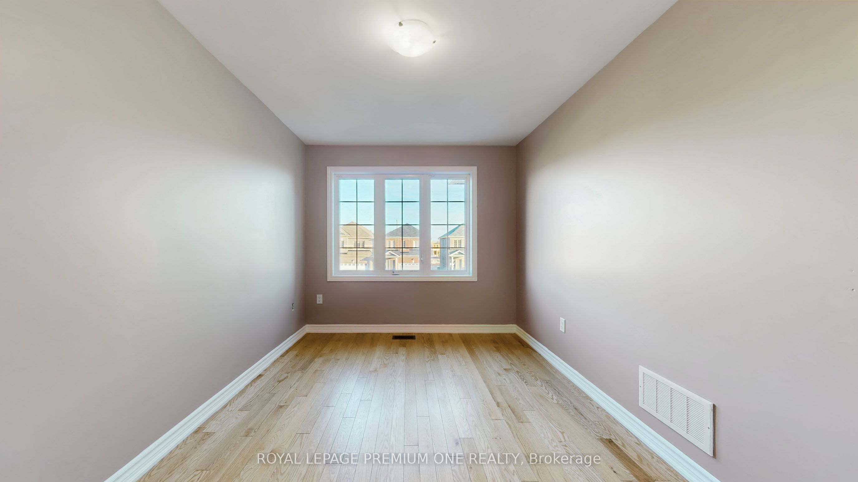 344 Ridley Crescent