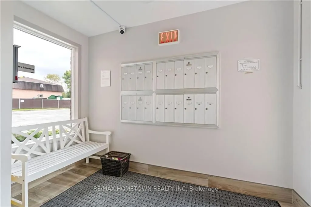 819 Macodrum Drive #1