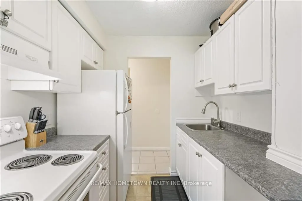 819 Macodrum Drive #1