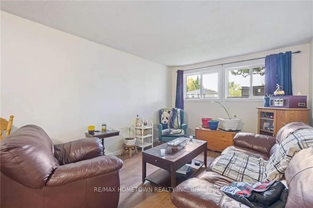 819 Macodrum Drive #1