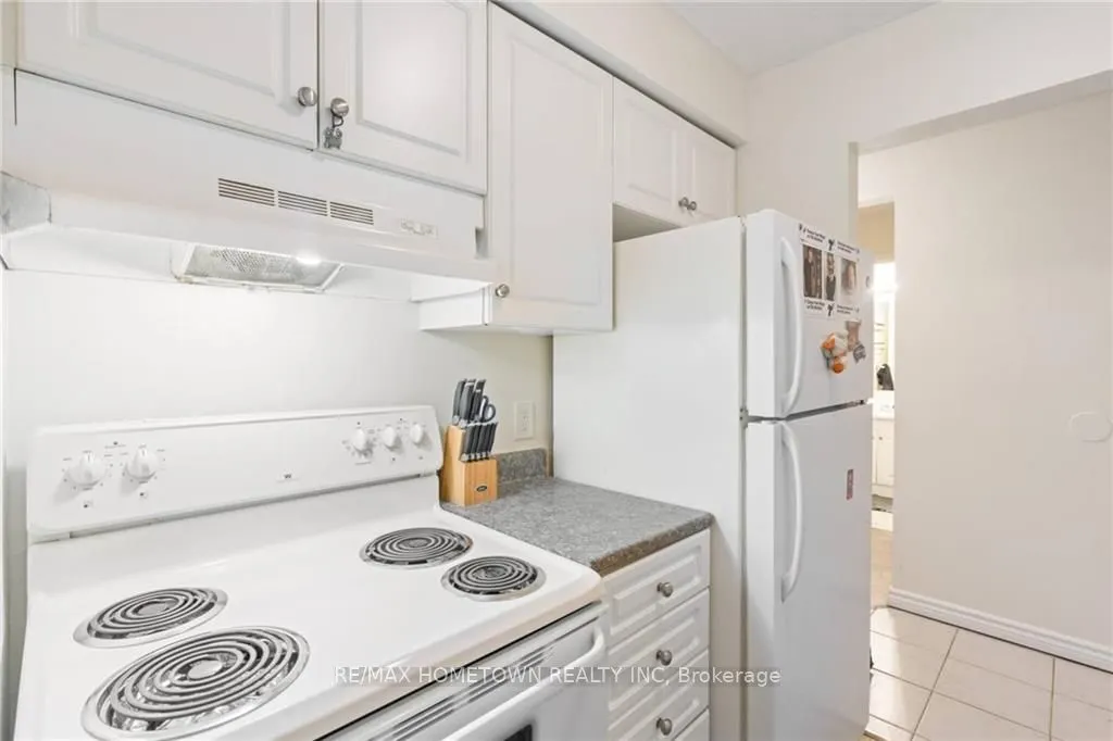 819 Macodrum Drive #1