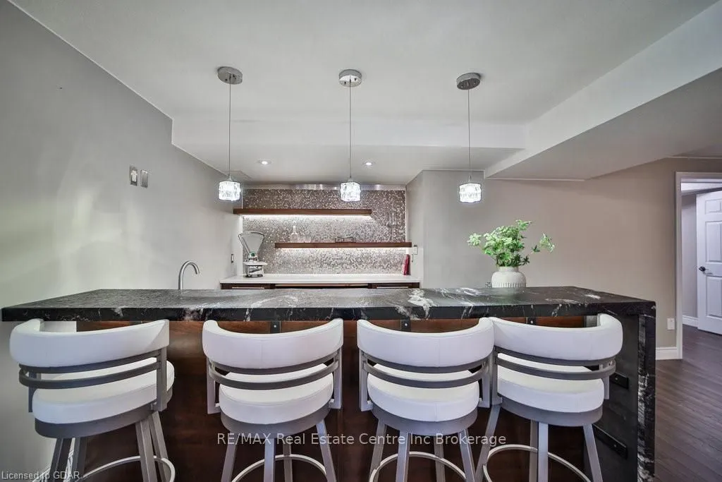 10 BRIGHT Lane