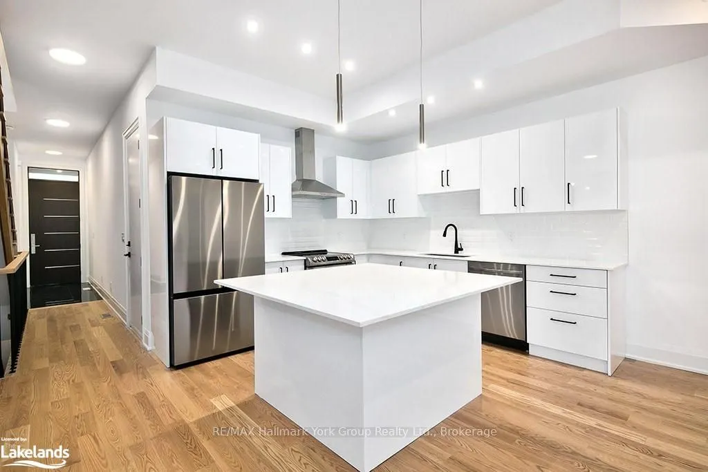 23 WATERVIEW Lane