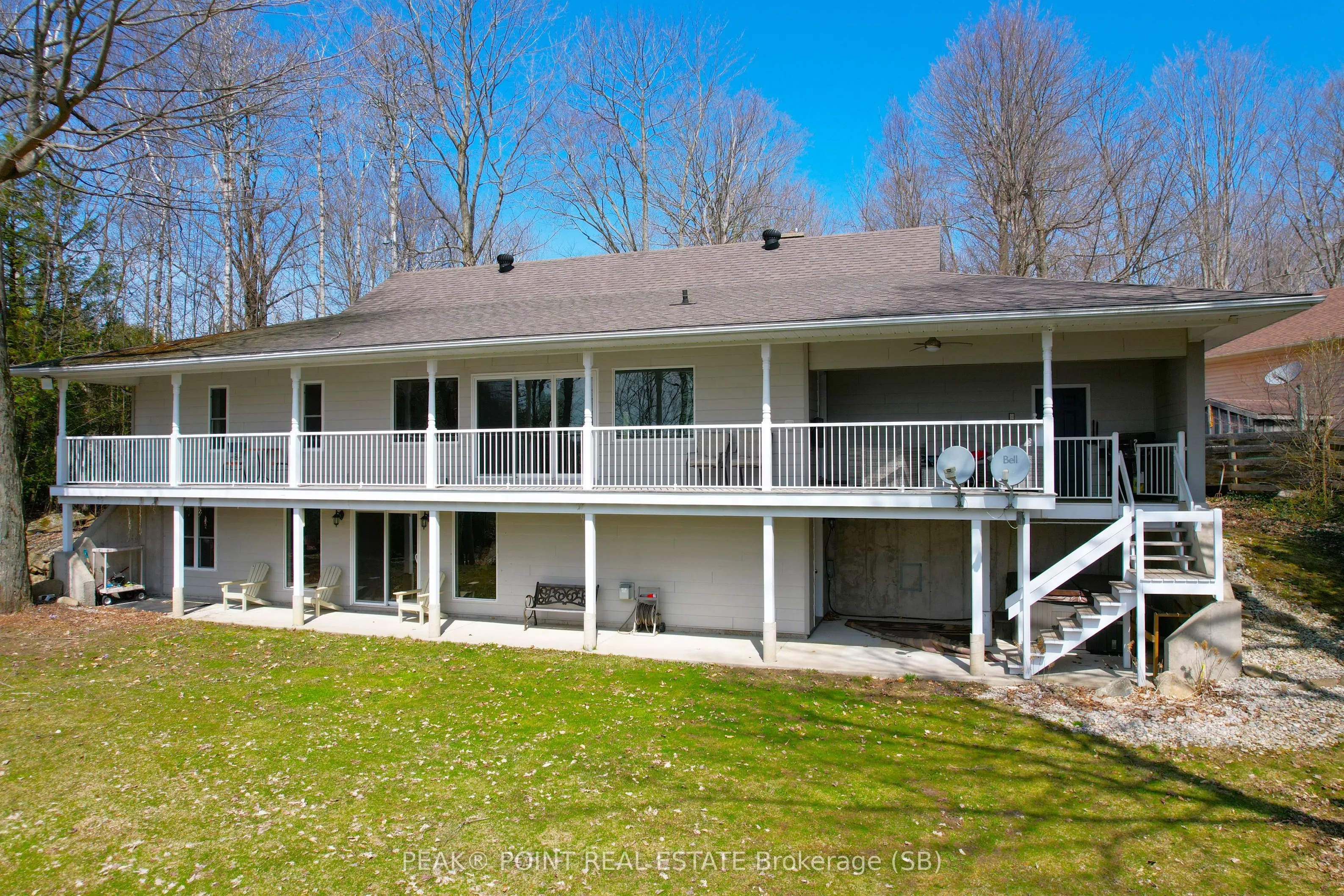 298 FRANCIS Drive