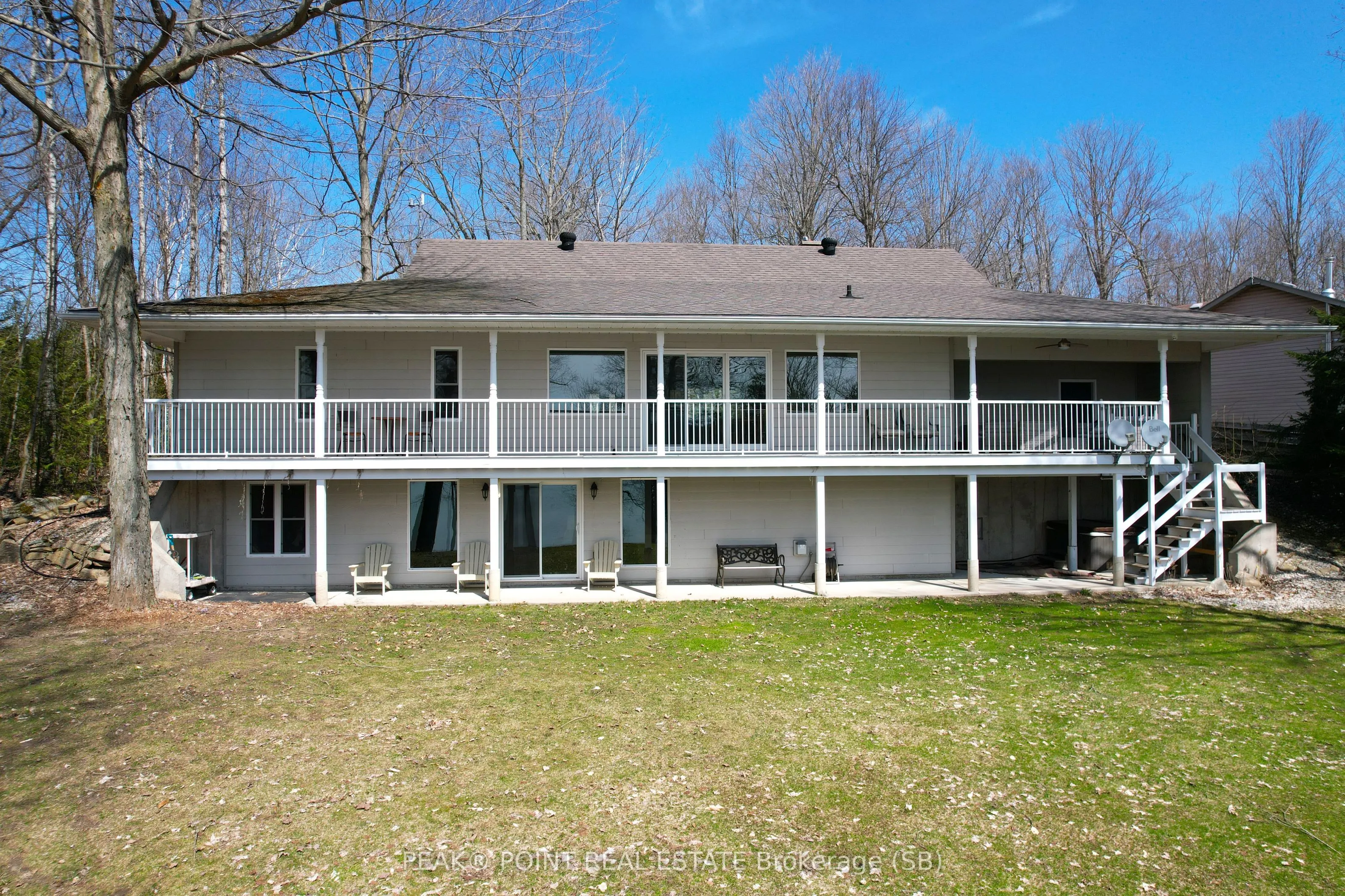 298 FRANCIS Drive