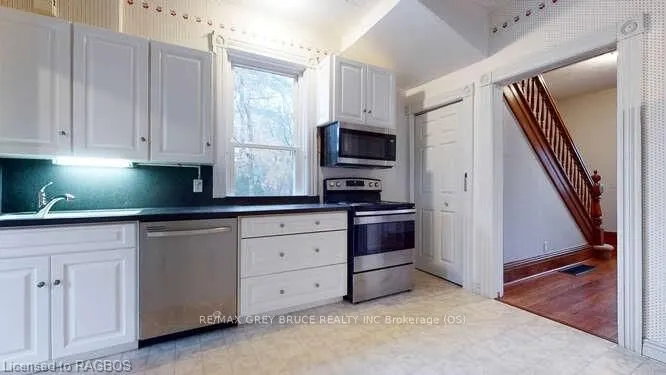 550 10TH STREET A WEST
